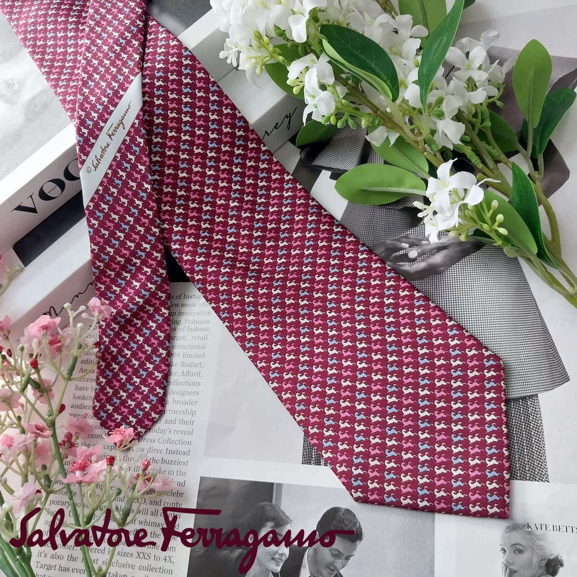 살바토레 페라가모 실크 와인 패턴 넥타이 9.3cm A+등급 K1690
 상품이미지2