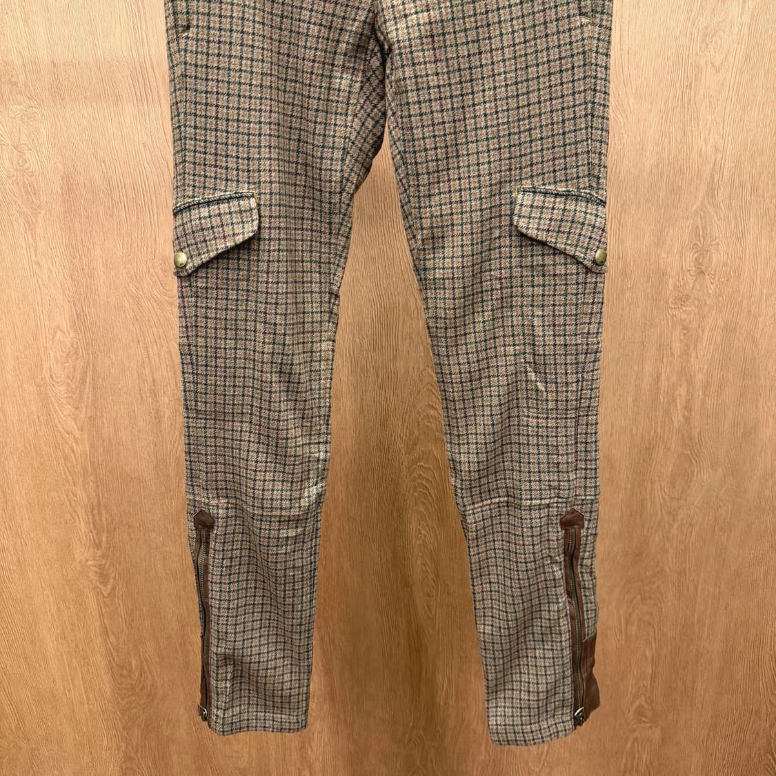 랄프로렌 카고 팬츠 체크 패턴 멀티 포켓 디테일 브라운 상품이미지5