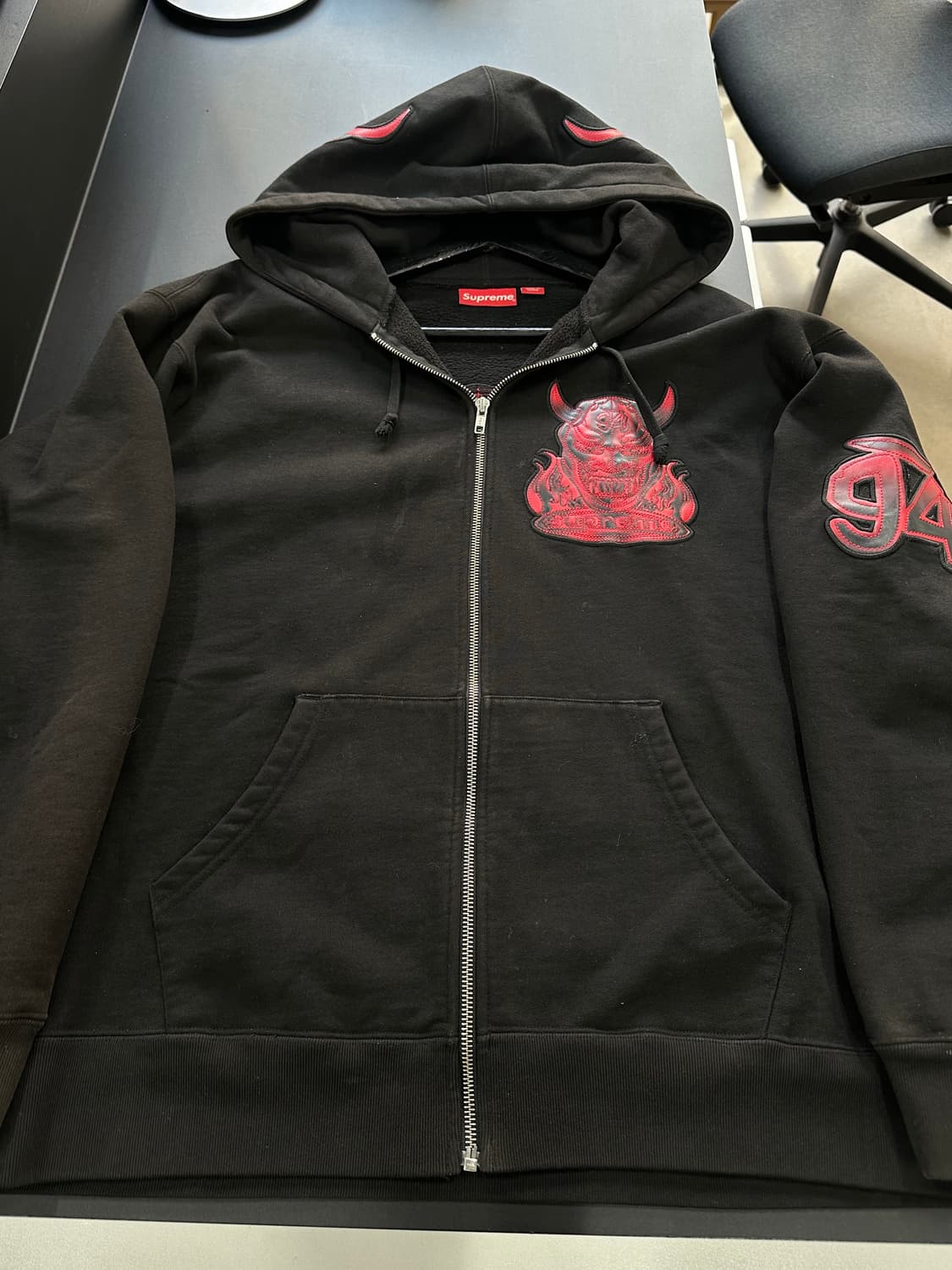 슈프림 22SS 데몬 빅로고 후드집업 상품이미지6