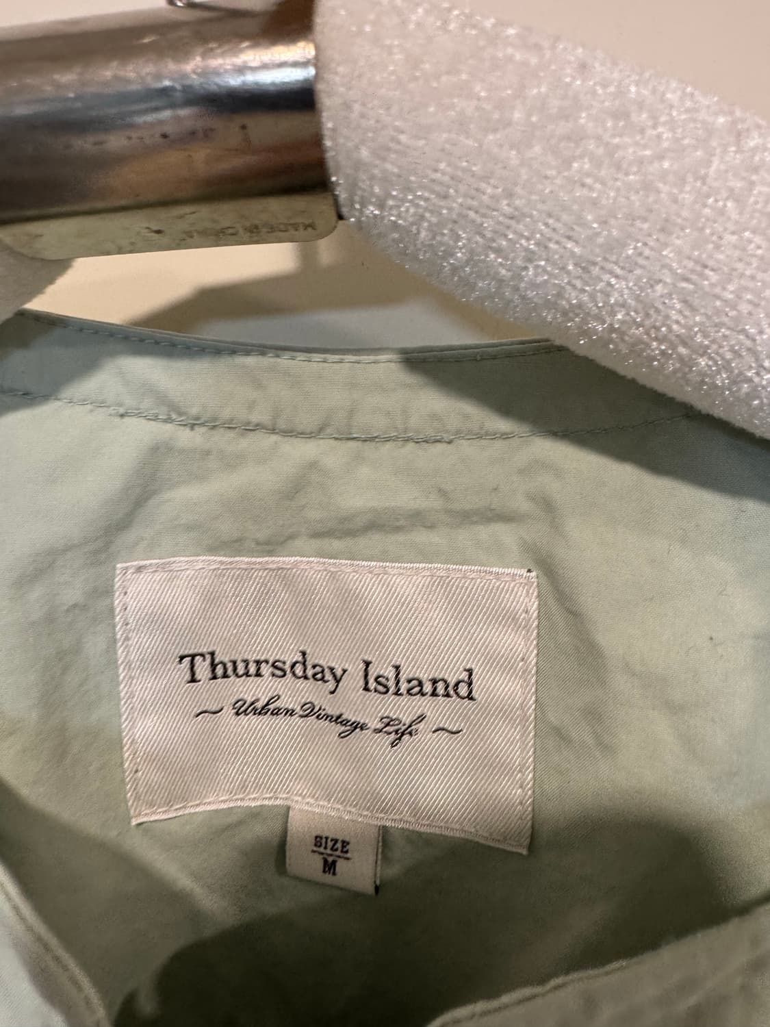 Thursdays island  썰스데이아일랜드 봄 자켓 상품이미지2