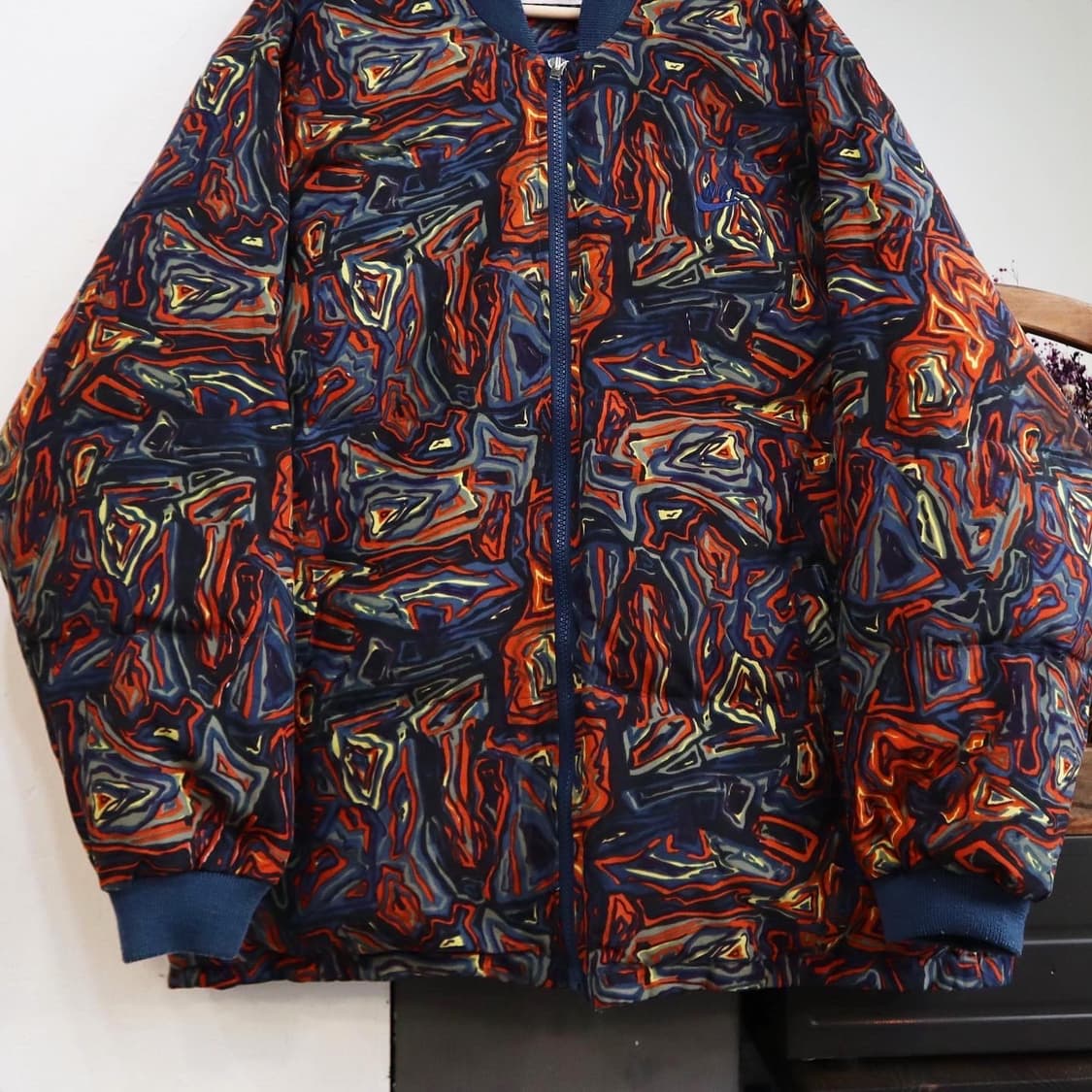 나이키 90s 기하학패턴 덕 다운 패딩   상품이미지3