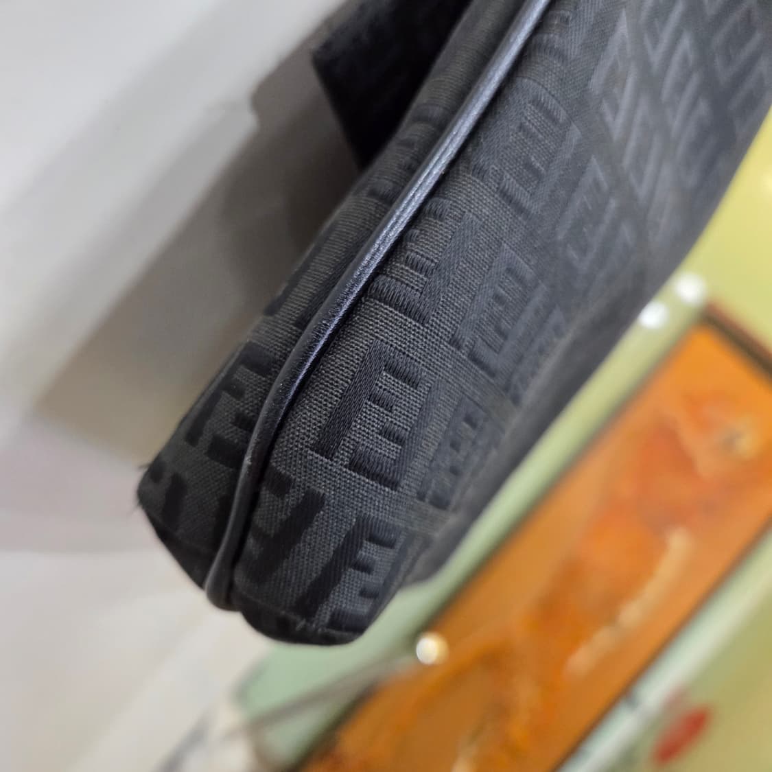 펜디 쥬카 미듐 크로스백 상품이미지3