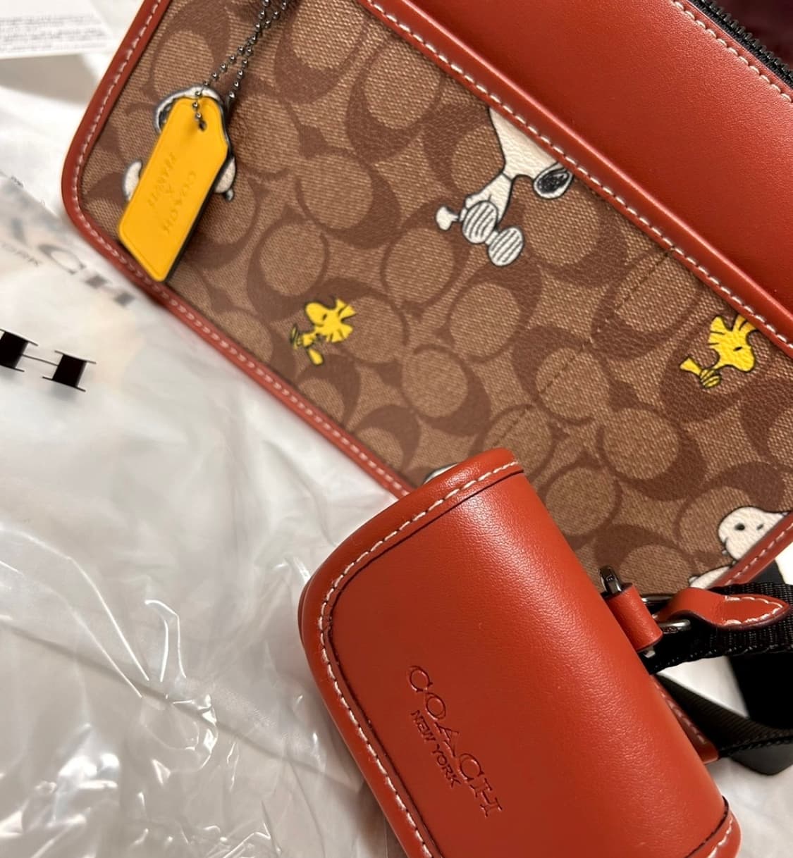 코치 스누피 콜라보백 상품이미지2