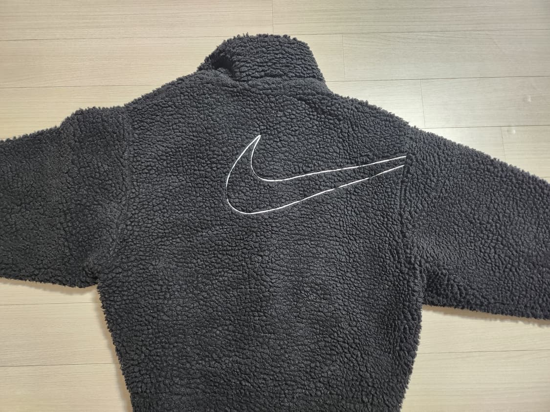 나이키 여성 뽀글이 크롭 집업 상품이미지3