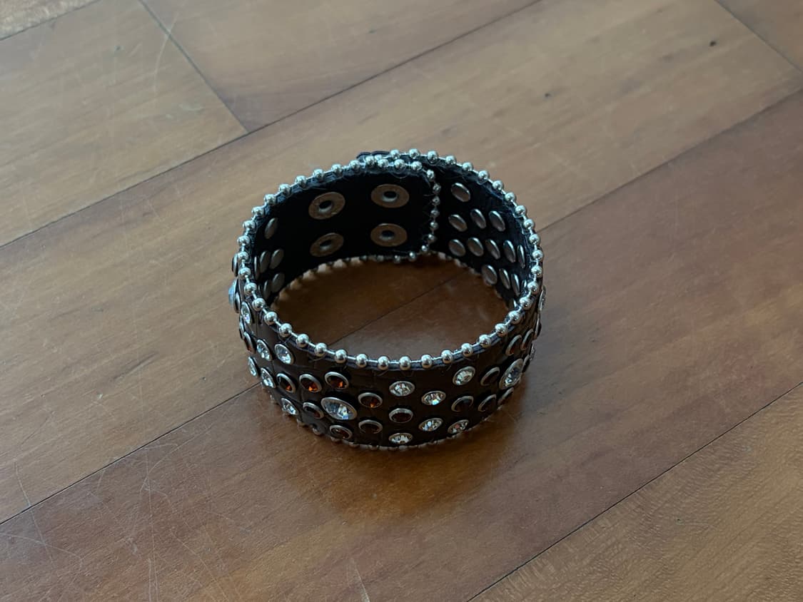 stud leather bangle 상품이미지1