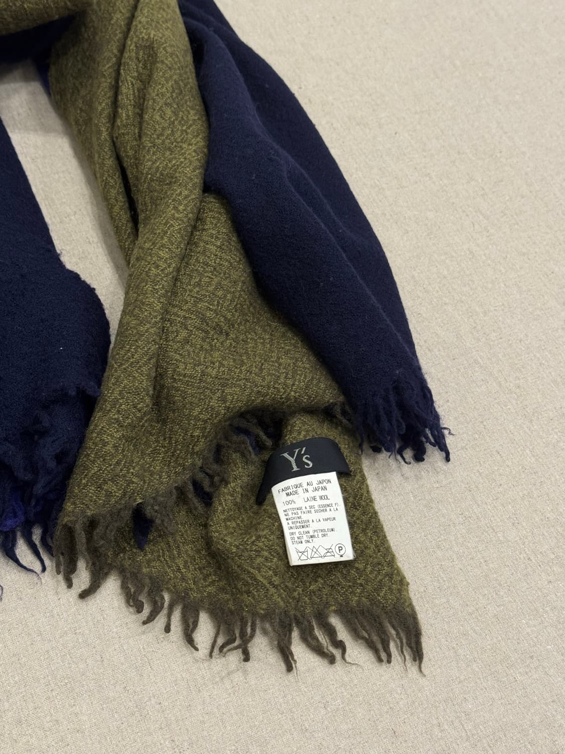 요지야마모토 트리플 레이어드 울 머플러 상품이미지5