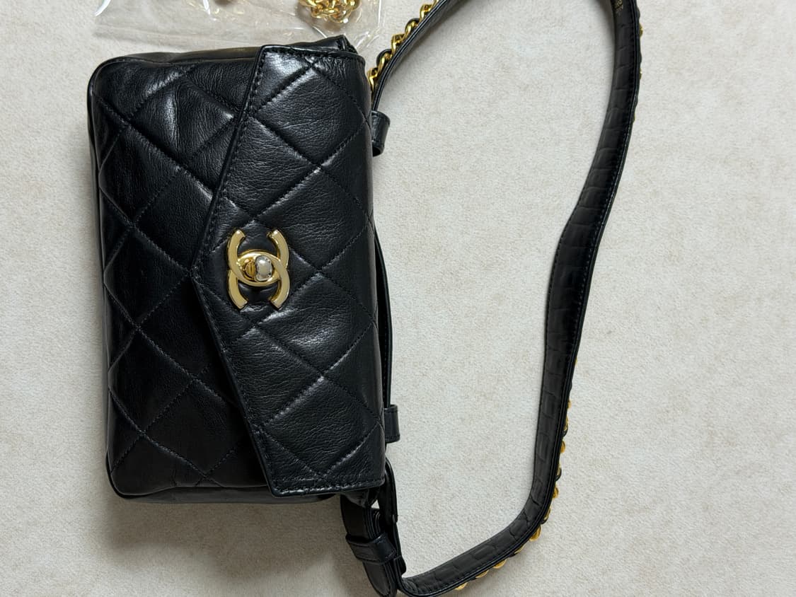 (정품) 샤넬 램스킨 마틀라세 벨트백 상품이미지3