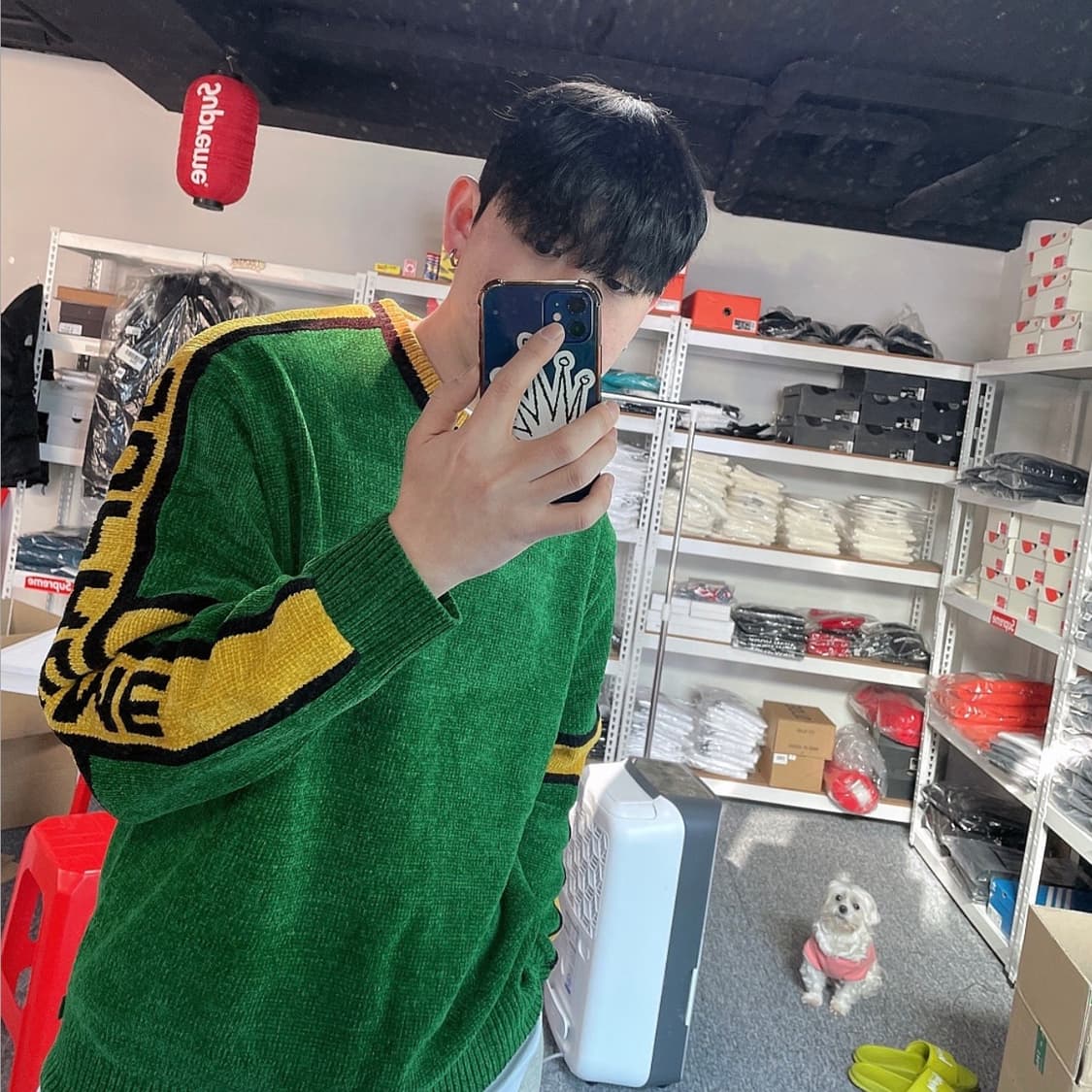 L) 슈프림 스트라이프 셔닐 스웨터 블랙 상품이미지1