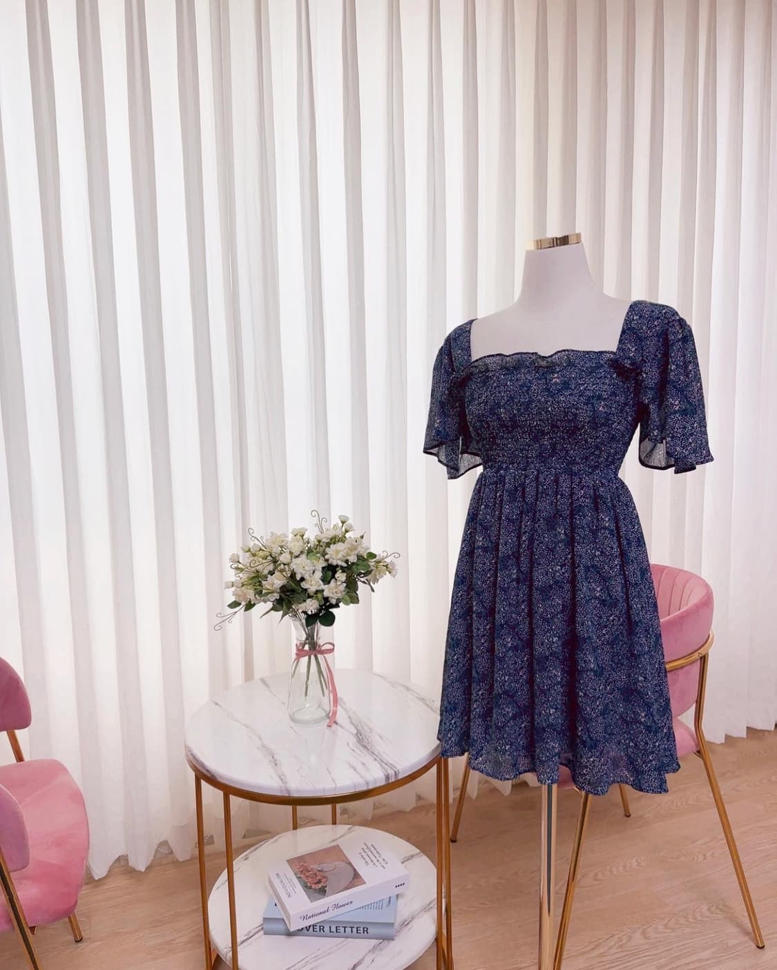 스퀘어넥 스모크 뒷리본 프릴 퍼프 원피스 상품이미지1