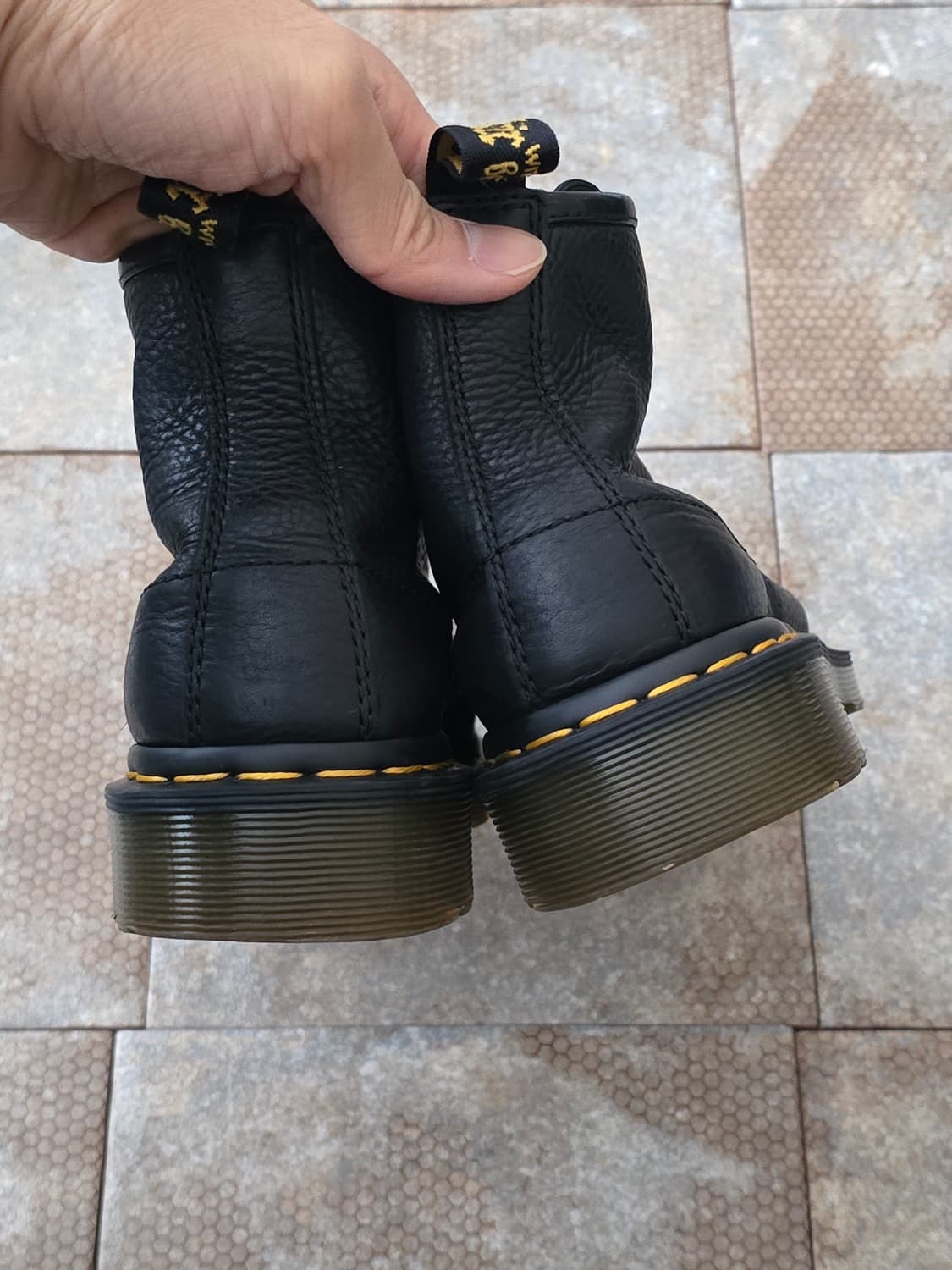 (220)닥터마틴 101 6홀 부츠 상품이미지8