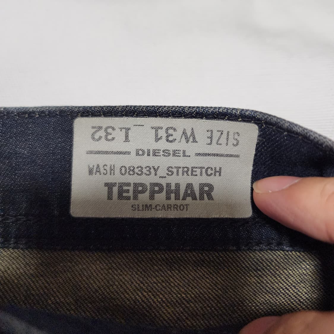 DIESEL 테이퍼드 코티드 워싱 데님팬츠 상품이미지8