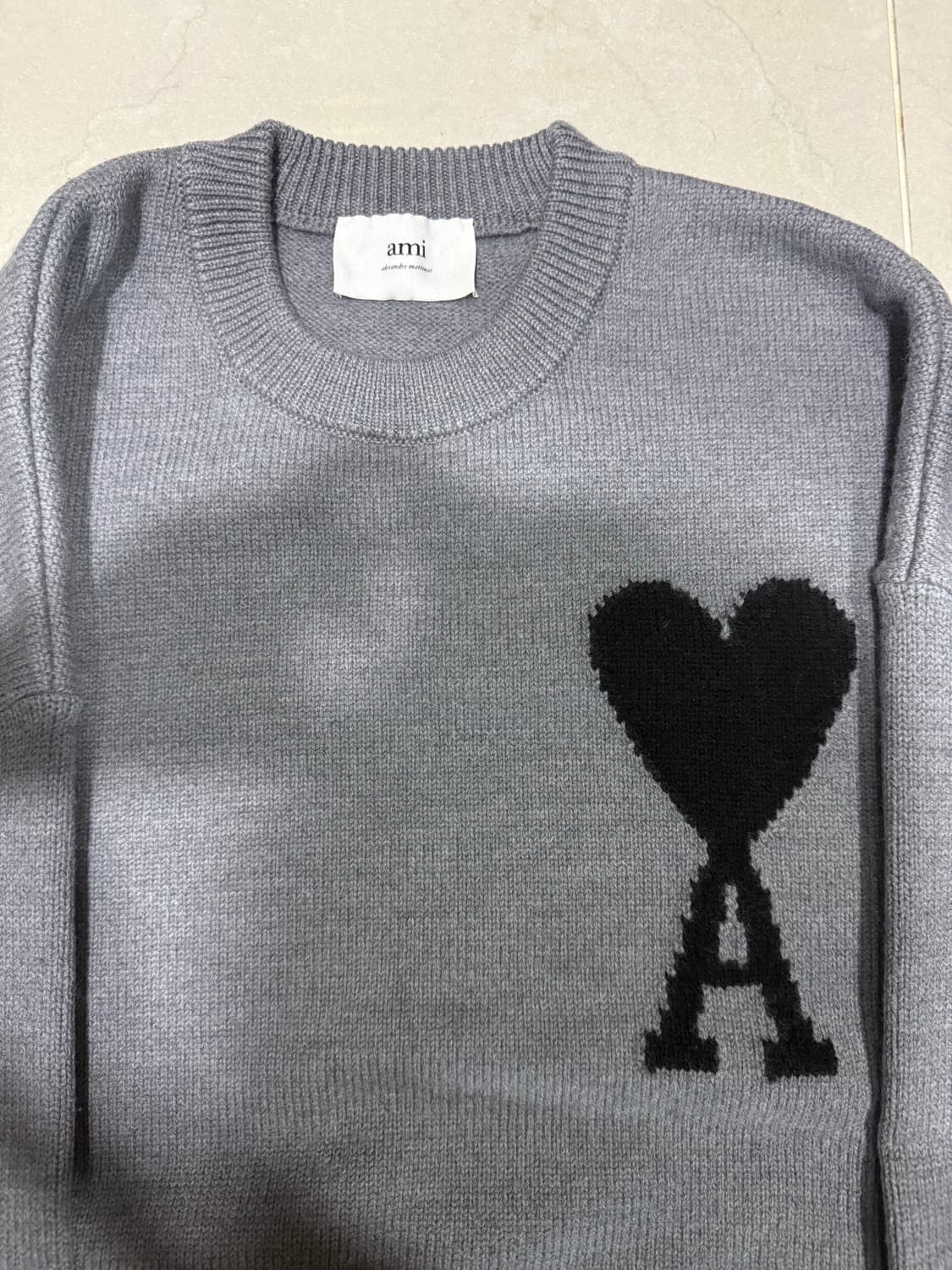 [당일출고,M사이즈] 아미 인타르시아 빅하트 니트 그레이 블랙 상품이미지3