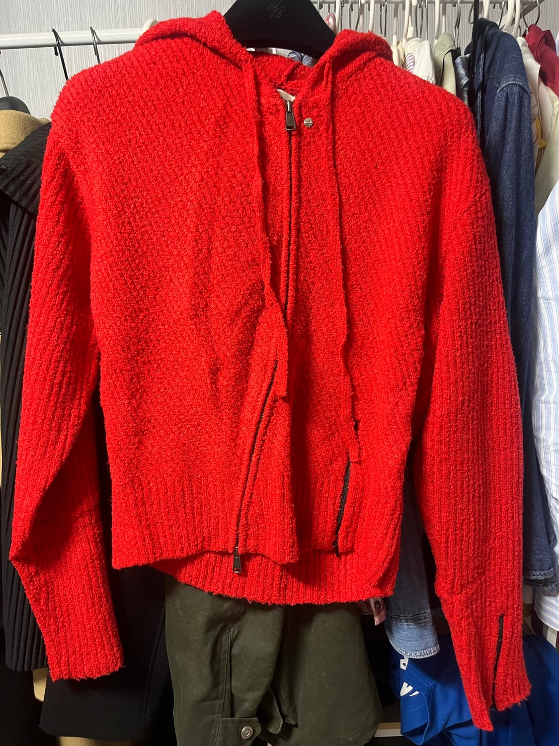 [L] 베이컨트 아카이브 니트 후드집업 레드 상품이미지2