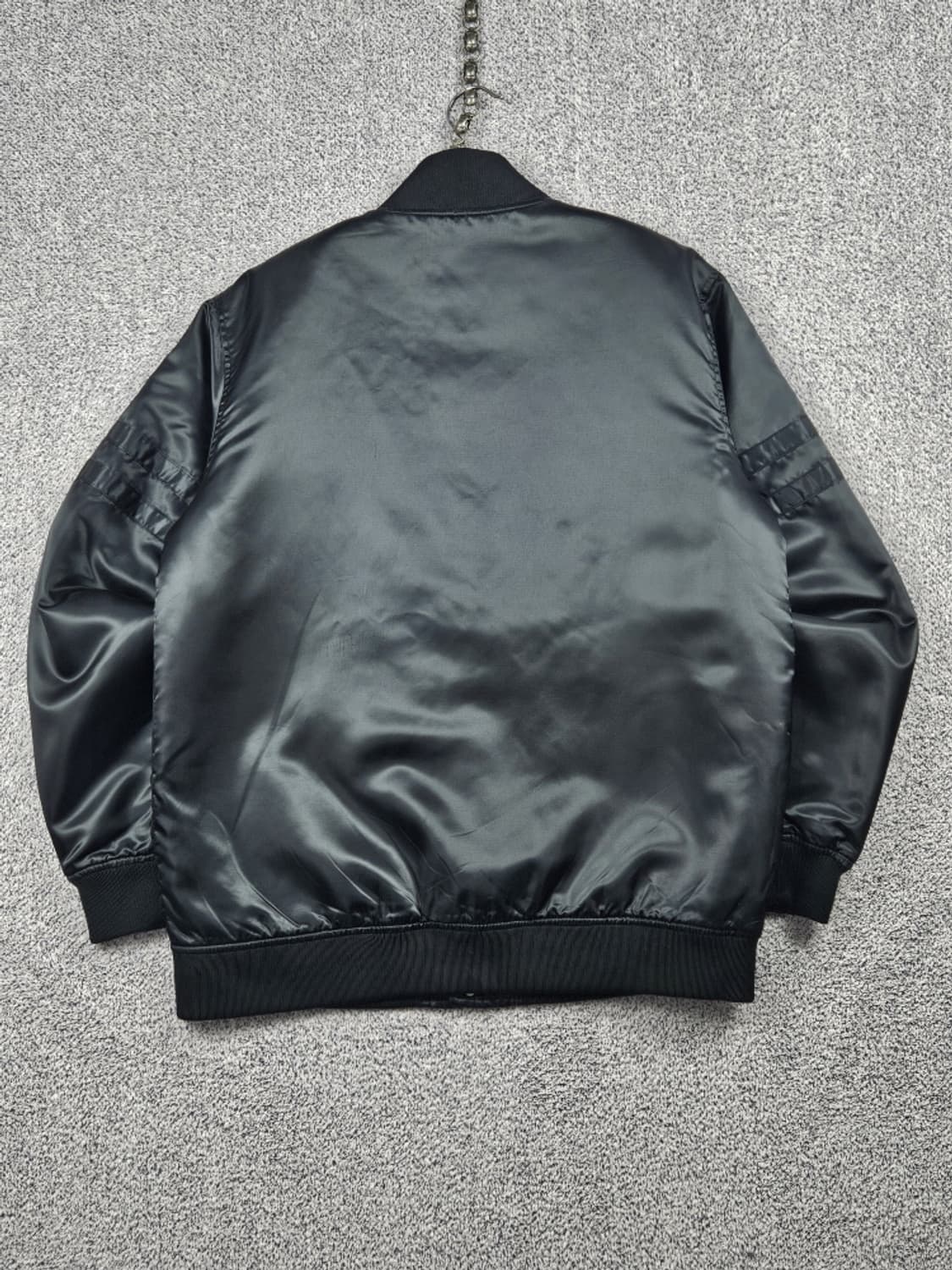 마제스틱 블랙 새틴 암스트라이프 스타디움 자켓 ( XL ) / 9941 상품이미지3