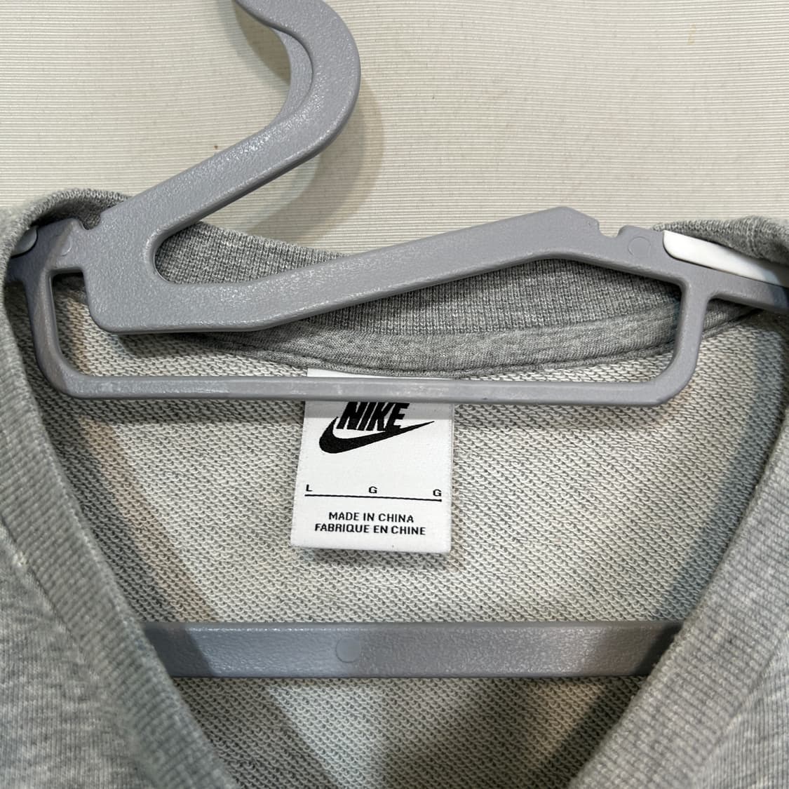 나이키 남성 맨투맨 티셔츠 100 그레이 상품이미지2