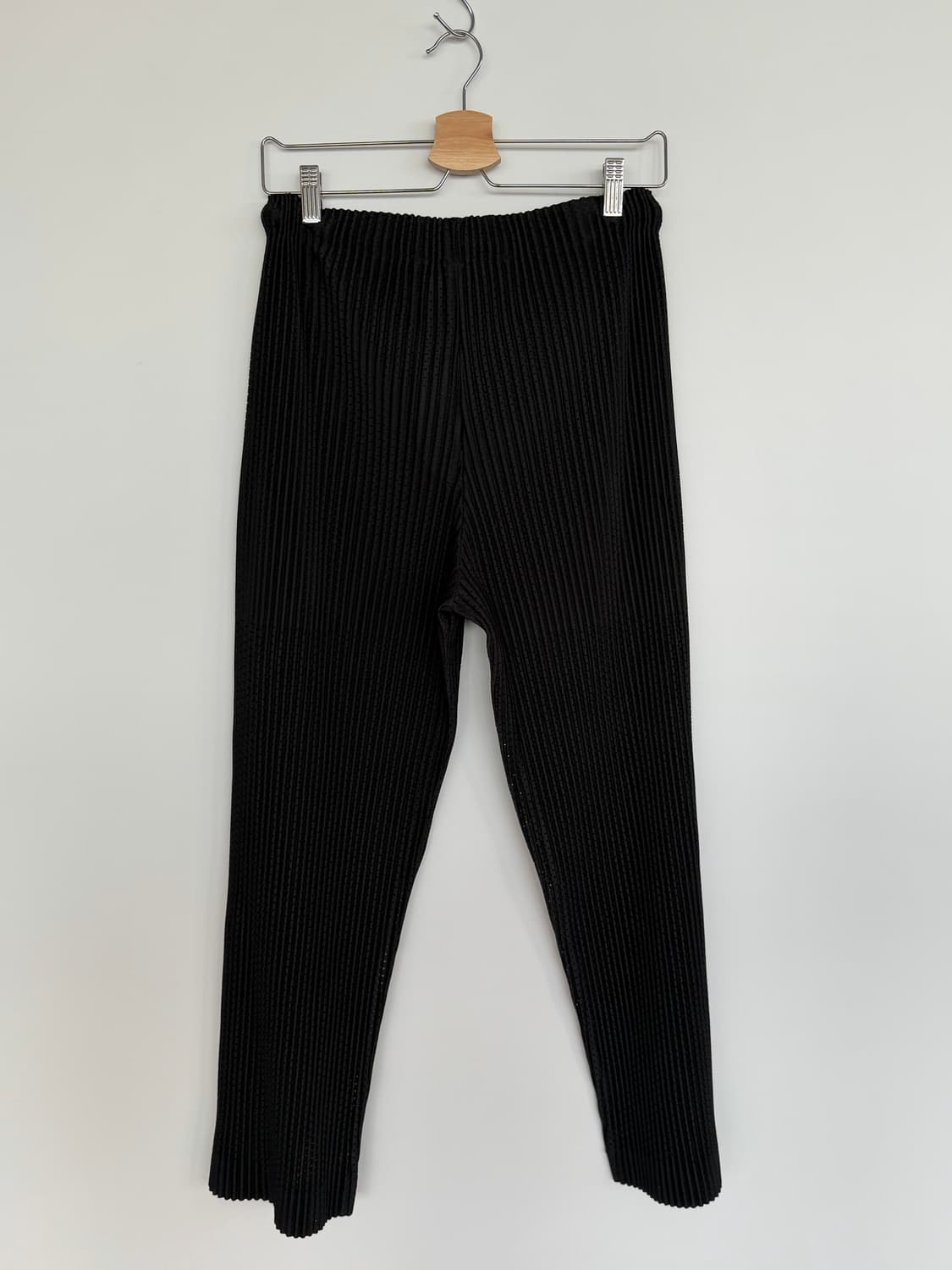 옴므플리세 블랙 메쉬팬츠 1 상품이미지2