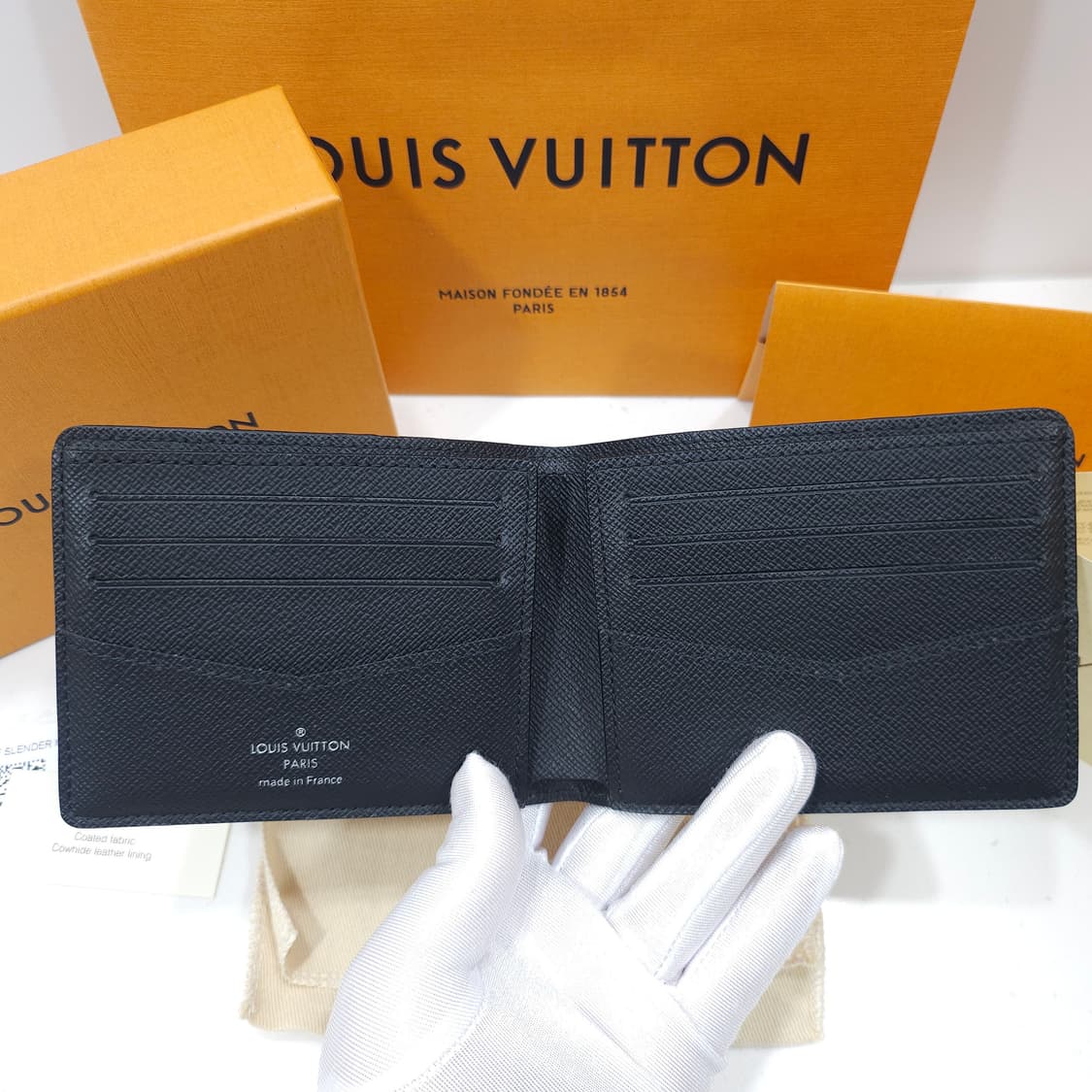 루이비통 슬렌더 월릿 모노그램 이클립스 반지갑 상품이미지4