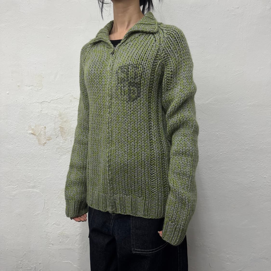 디젤(DIESEL) 그린컬러 믹스 패턴 데미지 로고 울 케이블 니트 집업 상품이미지1