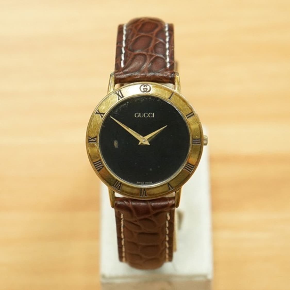 90s 구찌 3000.2.m 금장 쿼츠 시계 상품이미지1