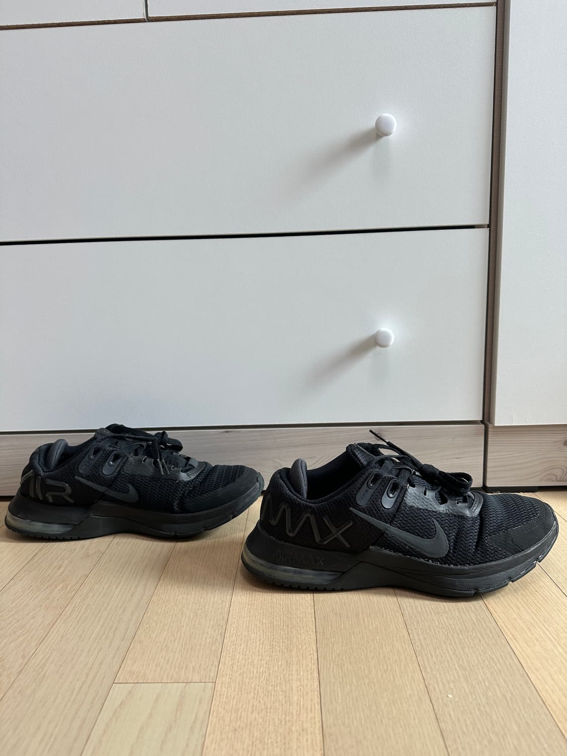 나이키 에어맥스 알파트레이너4 블랙 올검 280 상품이미지5