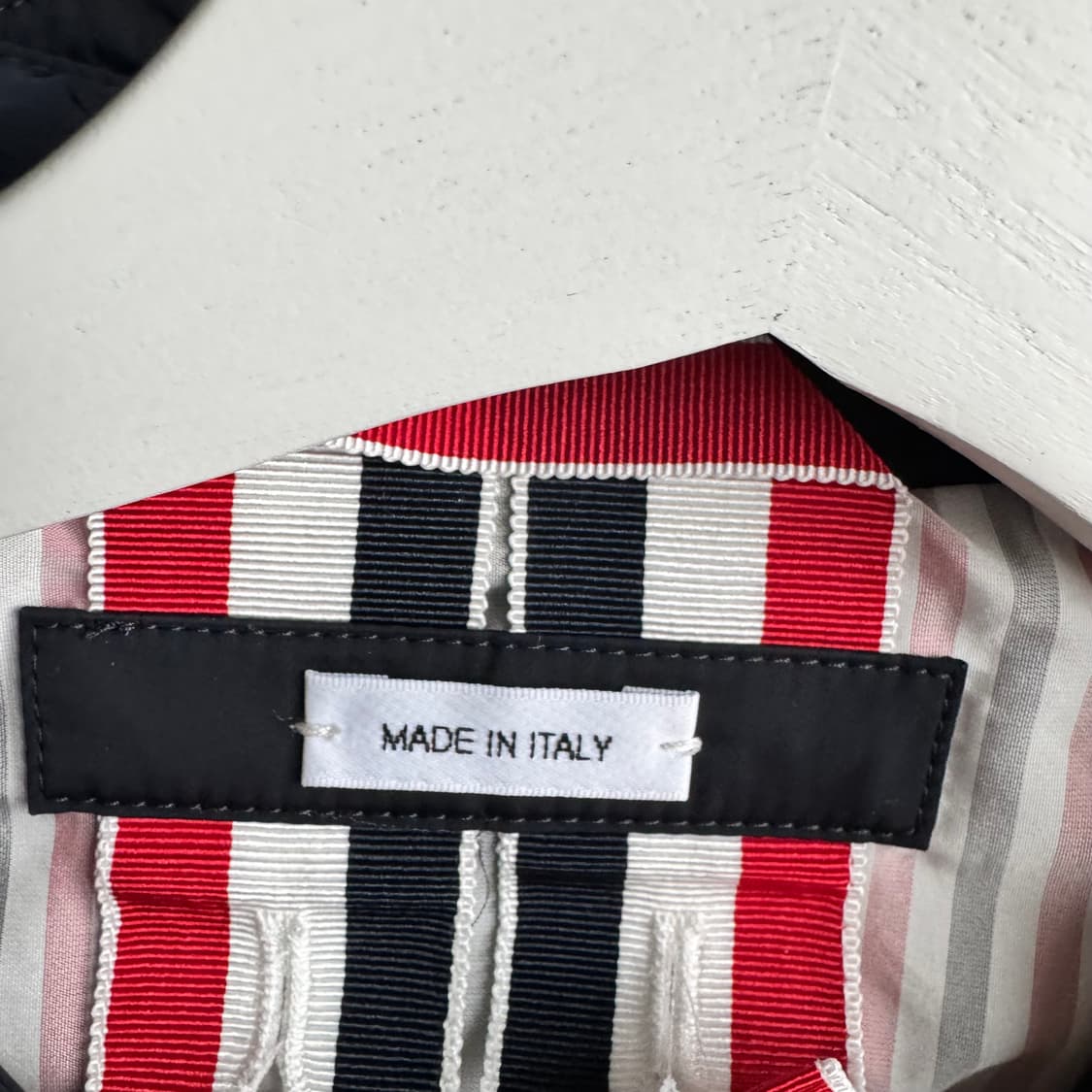 톰브라운 경량패딩 4사이즈 상품이미지6