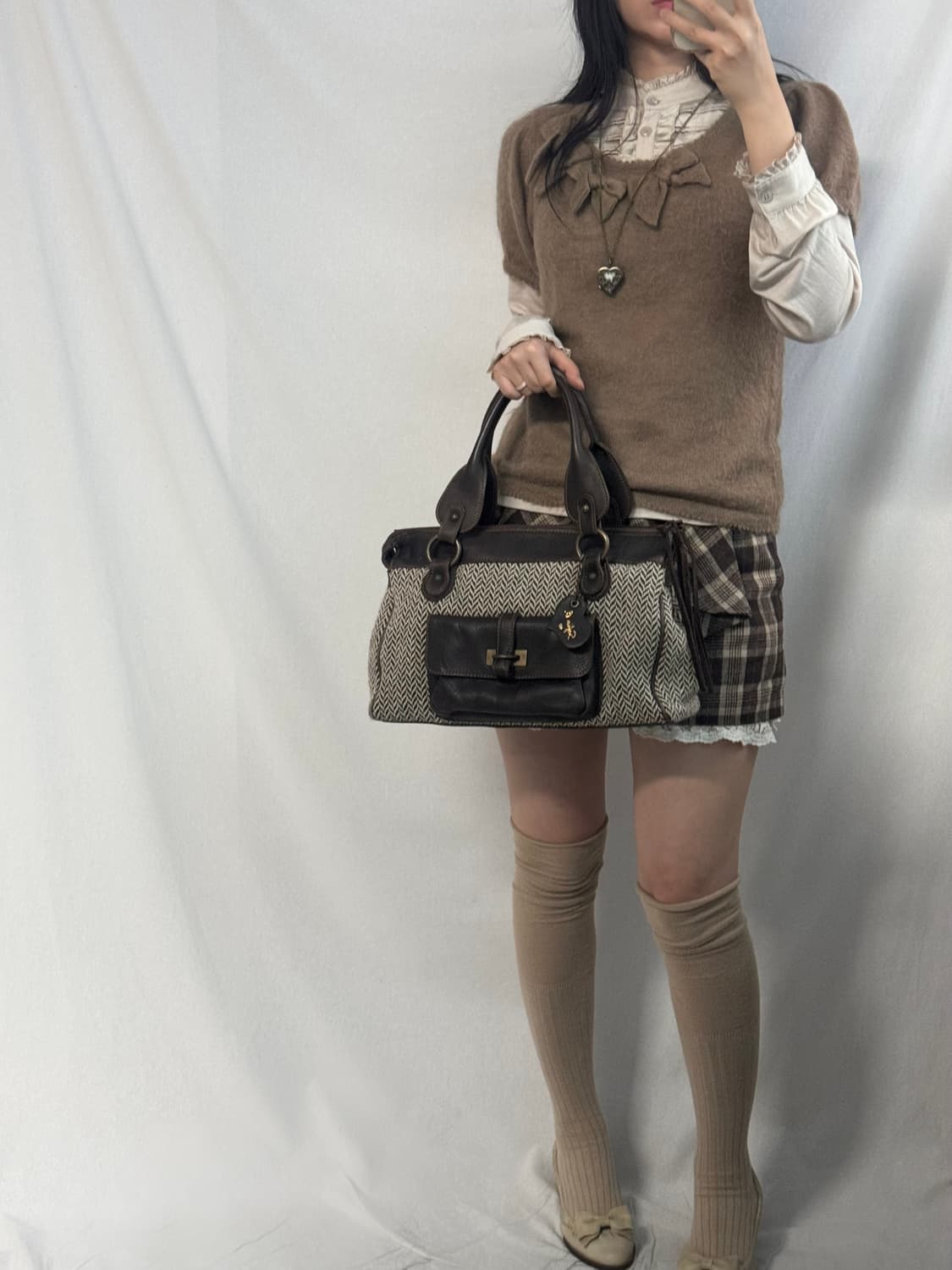 핑크하우스 모헤어 혼방 퍼프 슬리브 니트 탑 상품이미지8