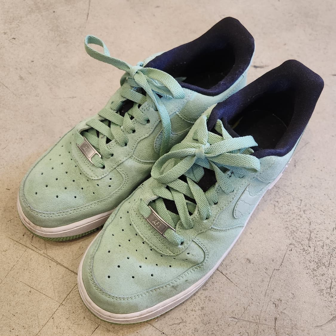 나이키 에어포스1 에나멜그린 상품이미지2