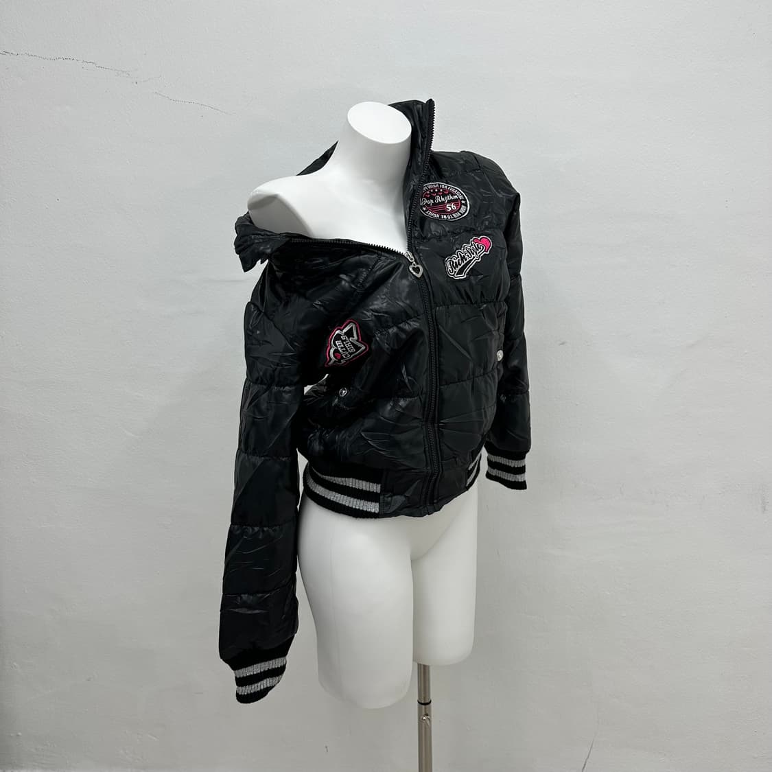 kitsch embroidery down jacket 상품이미지3