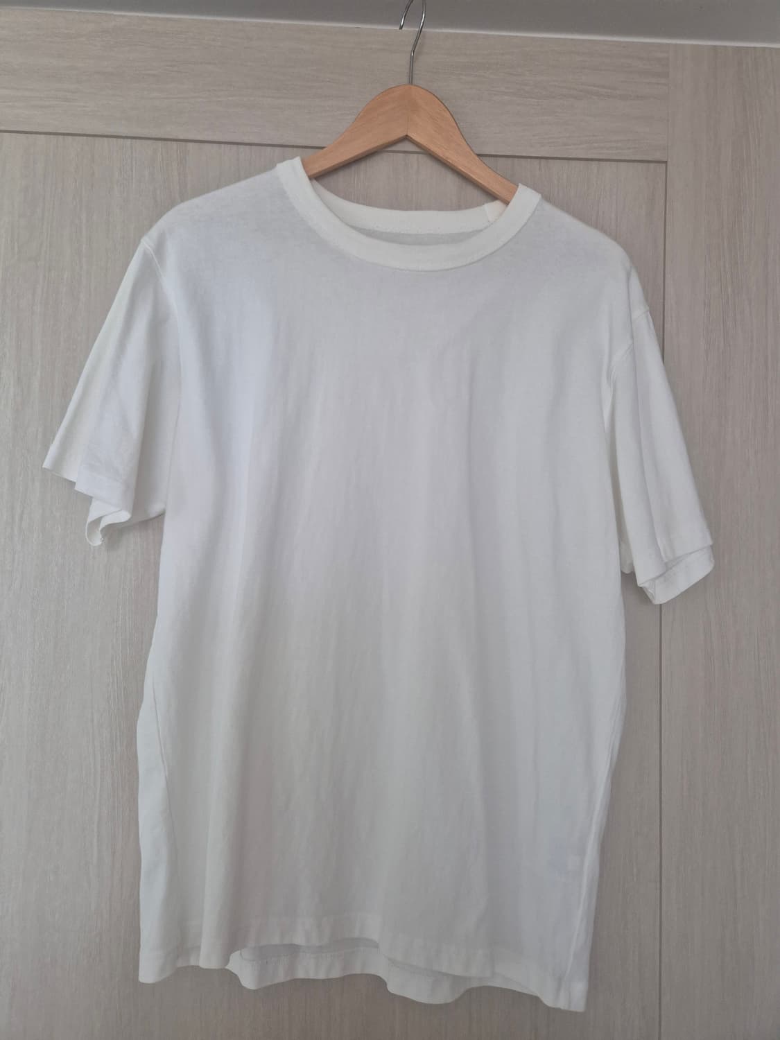 유니클로u 크루넥 반팔 티셔츠 XL사이즈 4개 일괄판매 상품이미지1