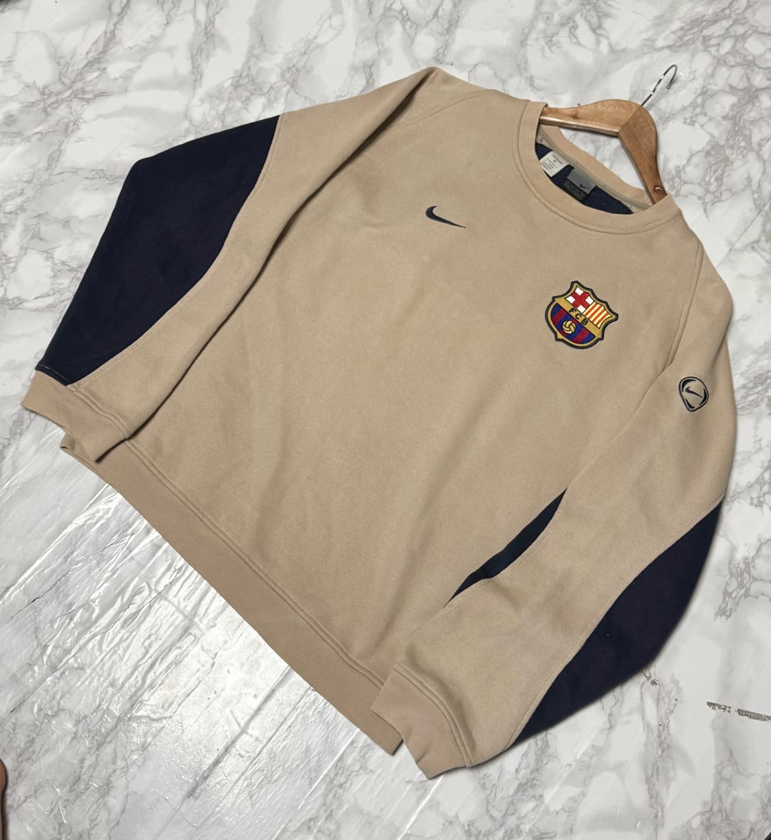 나이키 바르셀로나 03-04 어웨이 트레이닝 탑 맨투맨 상품이미지4