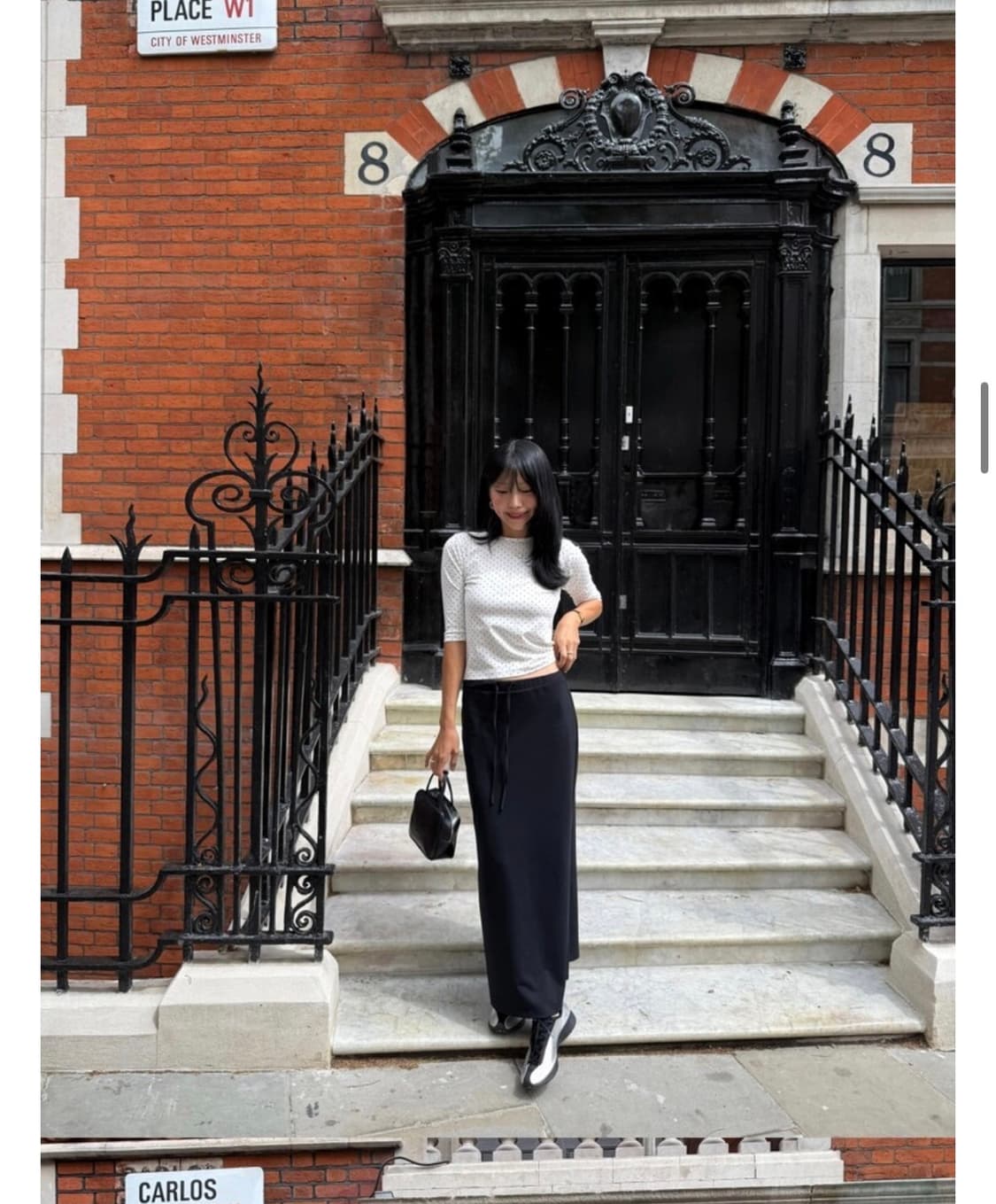 (새상품)셀리앤리옹 도트 티셔츠 상품이미지1