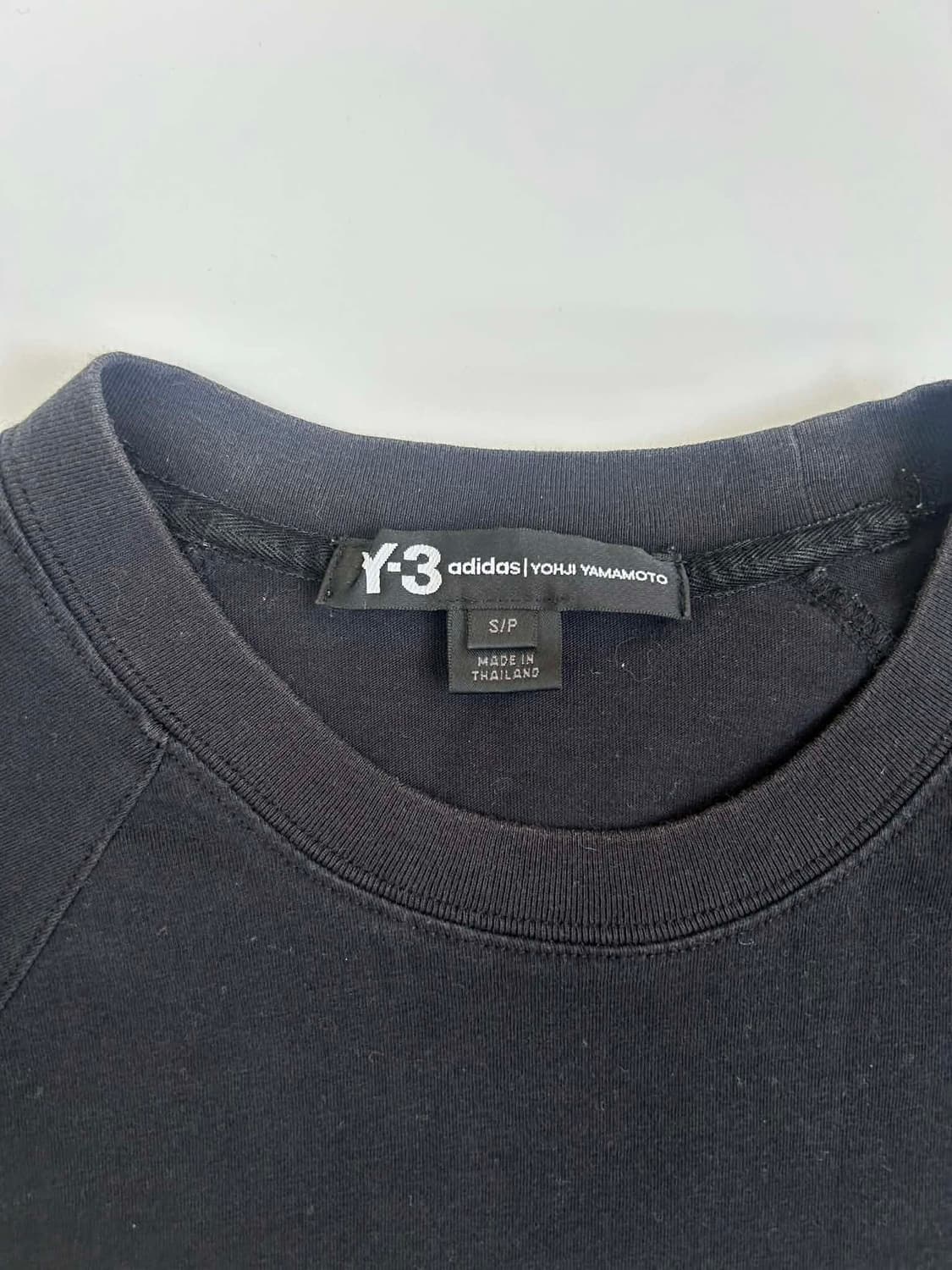 [S] Y-3 와이쓰리 백 로고 프린트 반팔 티셔츠 상품이미지3