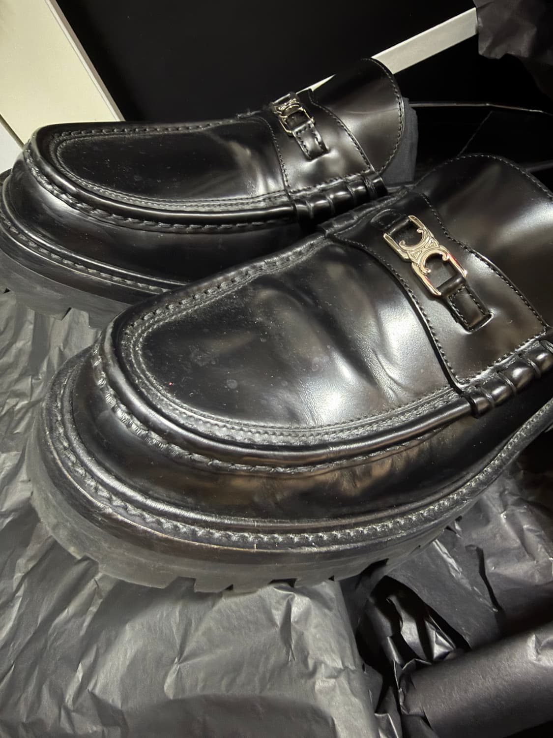 셀린느 마가렛 트리옹프 로퍼 42 상품이미지3