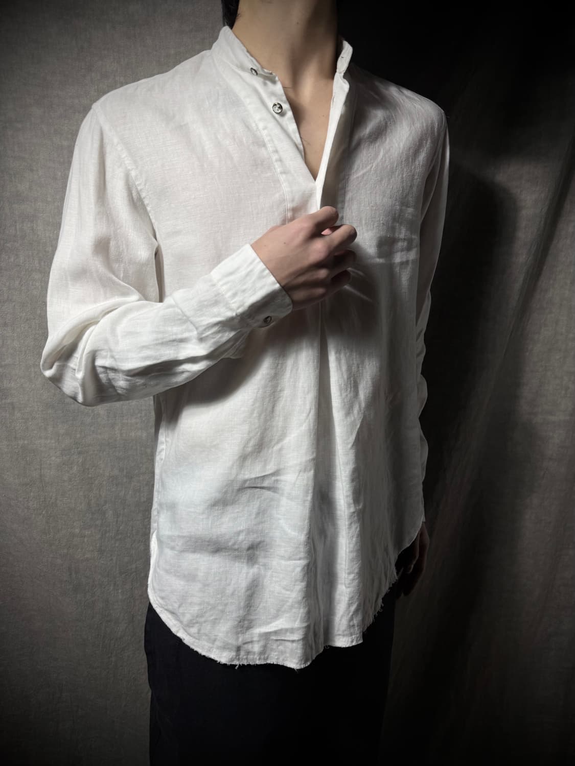 Araki Yuu Raw-hem Linen Pullover Shirt   상품이미지2