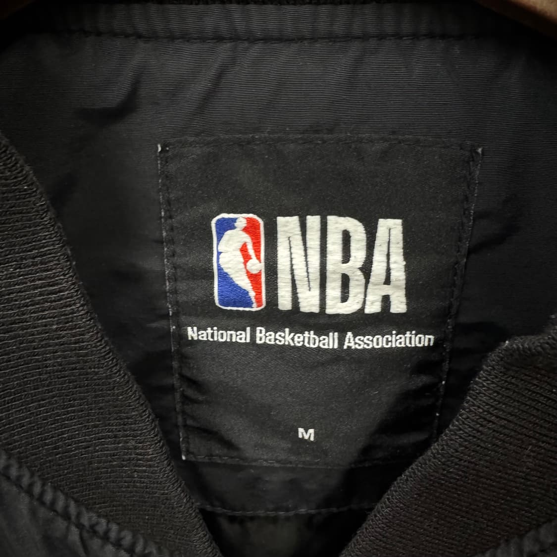NBA 토론토 랩터스 항공점퍼 후면 레터링 프린트 포인트 블랙 상품이미지8