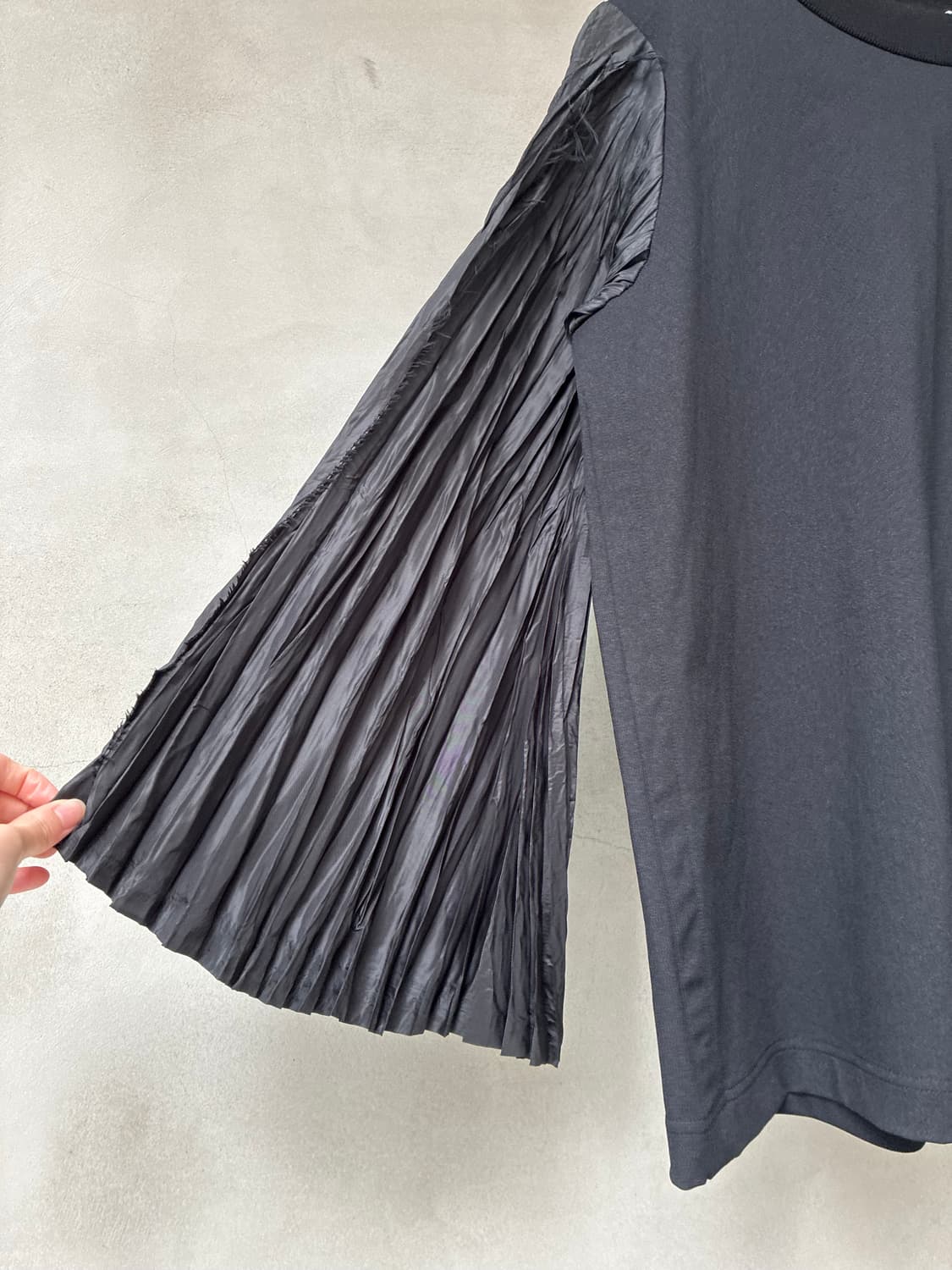 토가 풀라 플리츠 티셔츠 상품이미지2