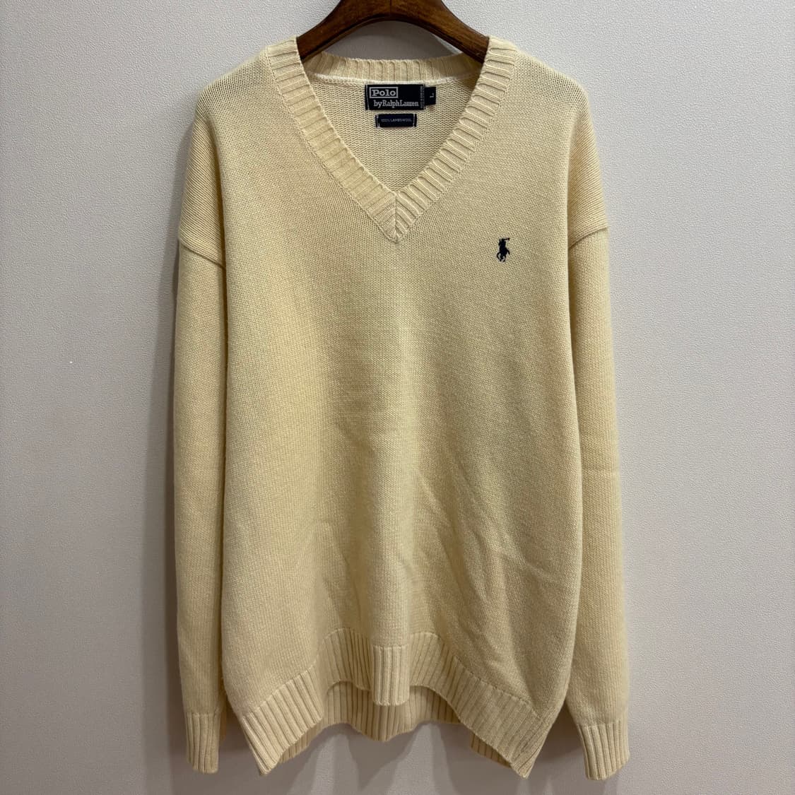 폴로 랄프로렌 V넥 니트 아이보리 L 상품이미지1