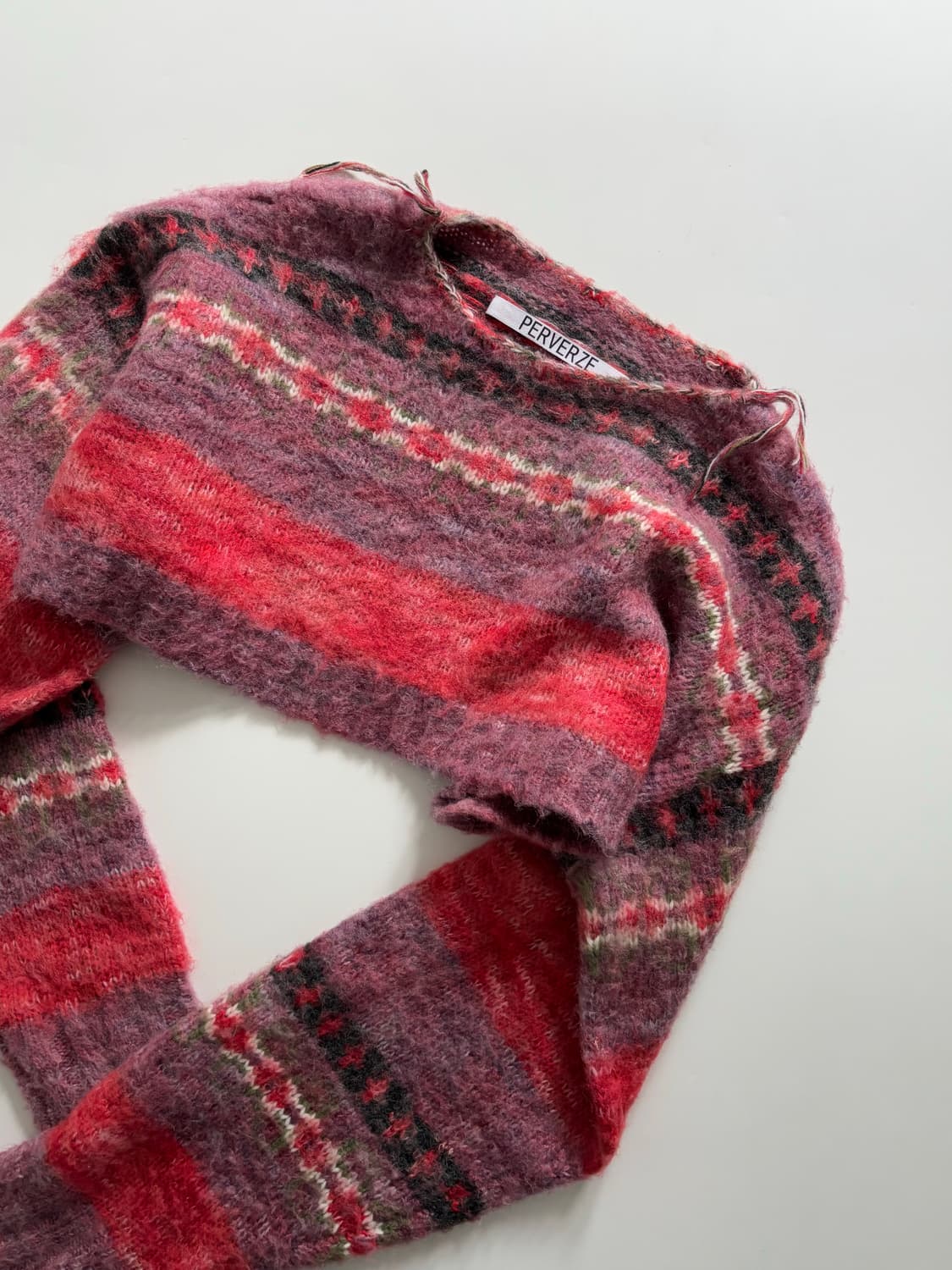 Perverze 퍼버즈 크롭 니트  상품이미지6