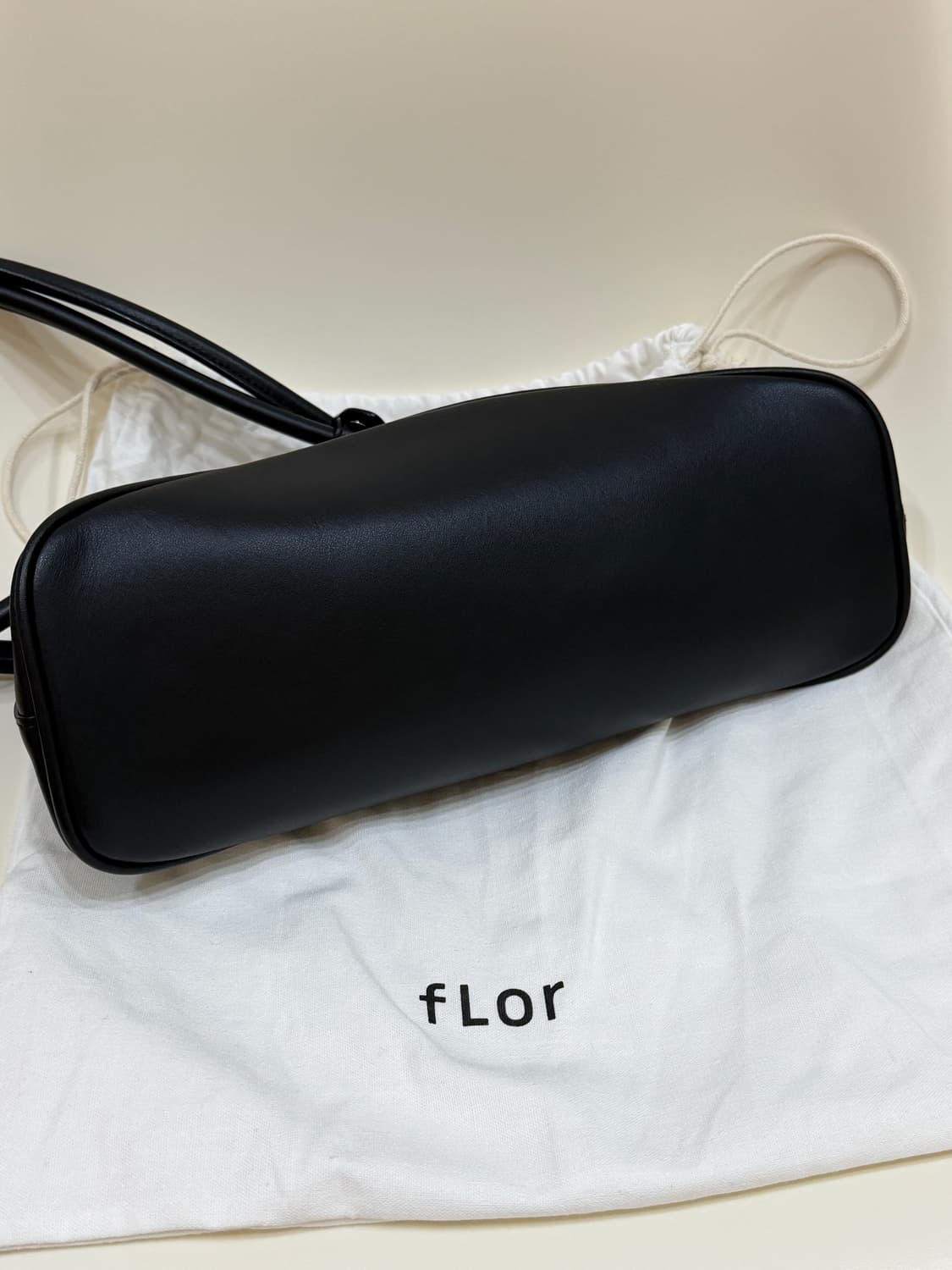 flor 플로르 마트리 숄더백 상품이미지4