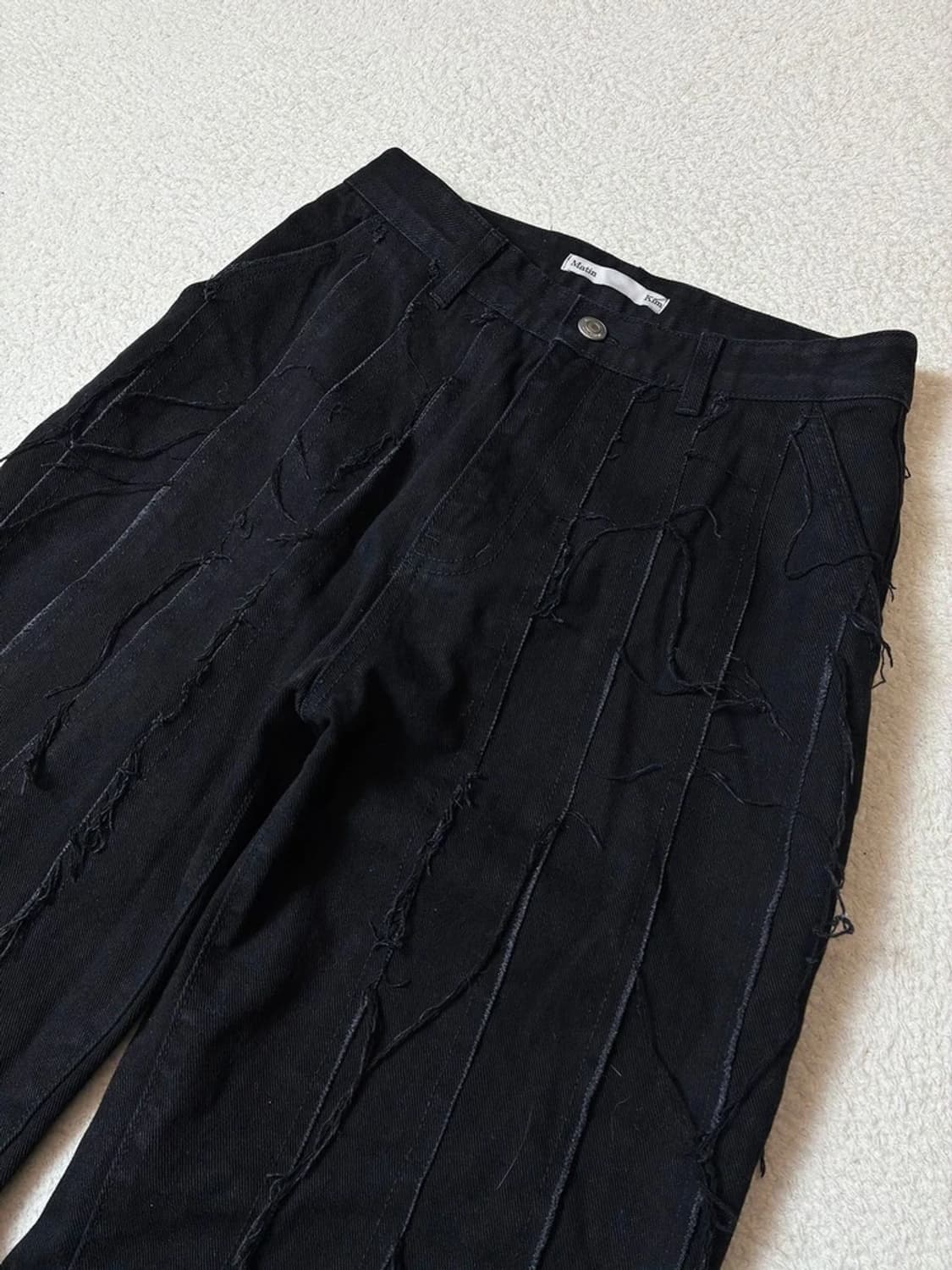 마뗑킴 22ss 커팅 루즈 데님 팬츠 PN7142 상품이미지2