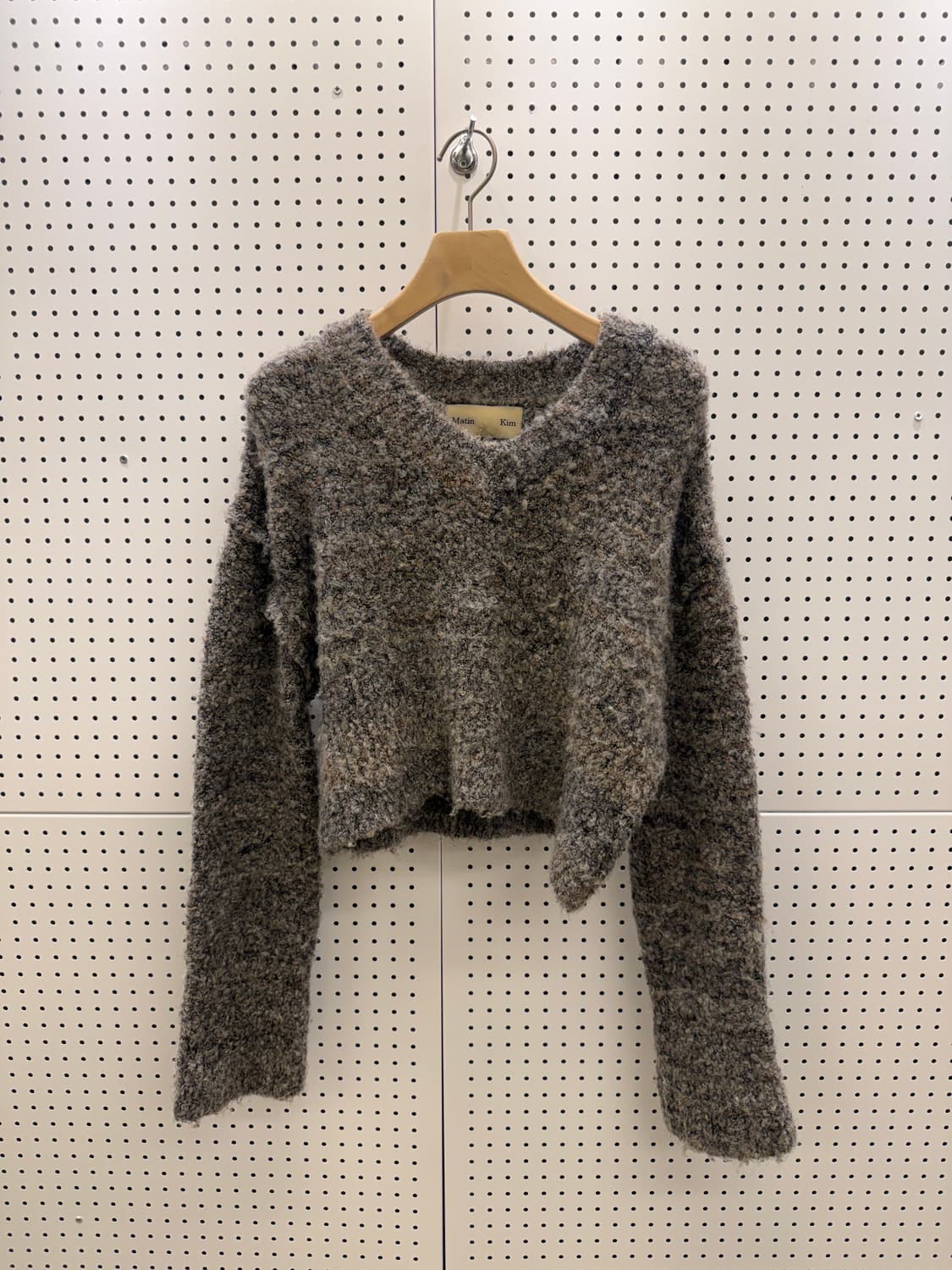 마뗑킴 크롭 브이넥 니트 U853 상품이미지2