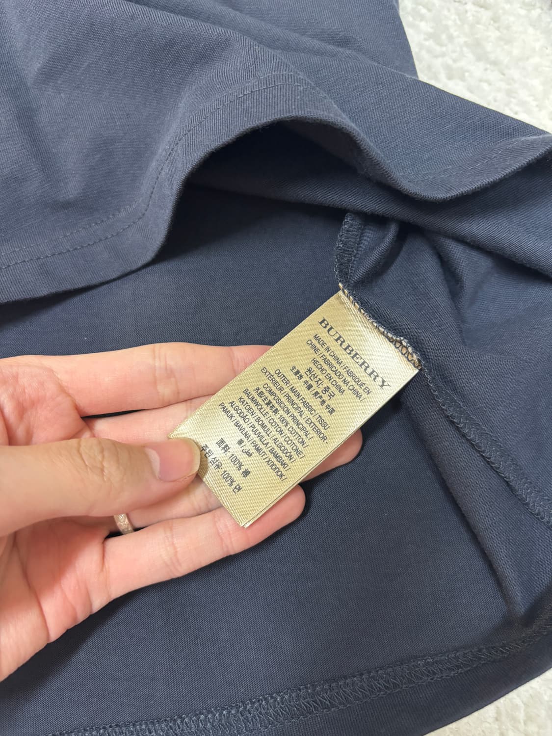 버버리 로고 롱슬리브 m사이즈 (풀구성) 상품이미지7