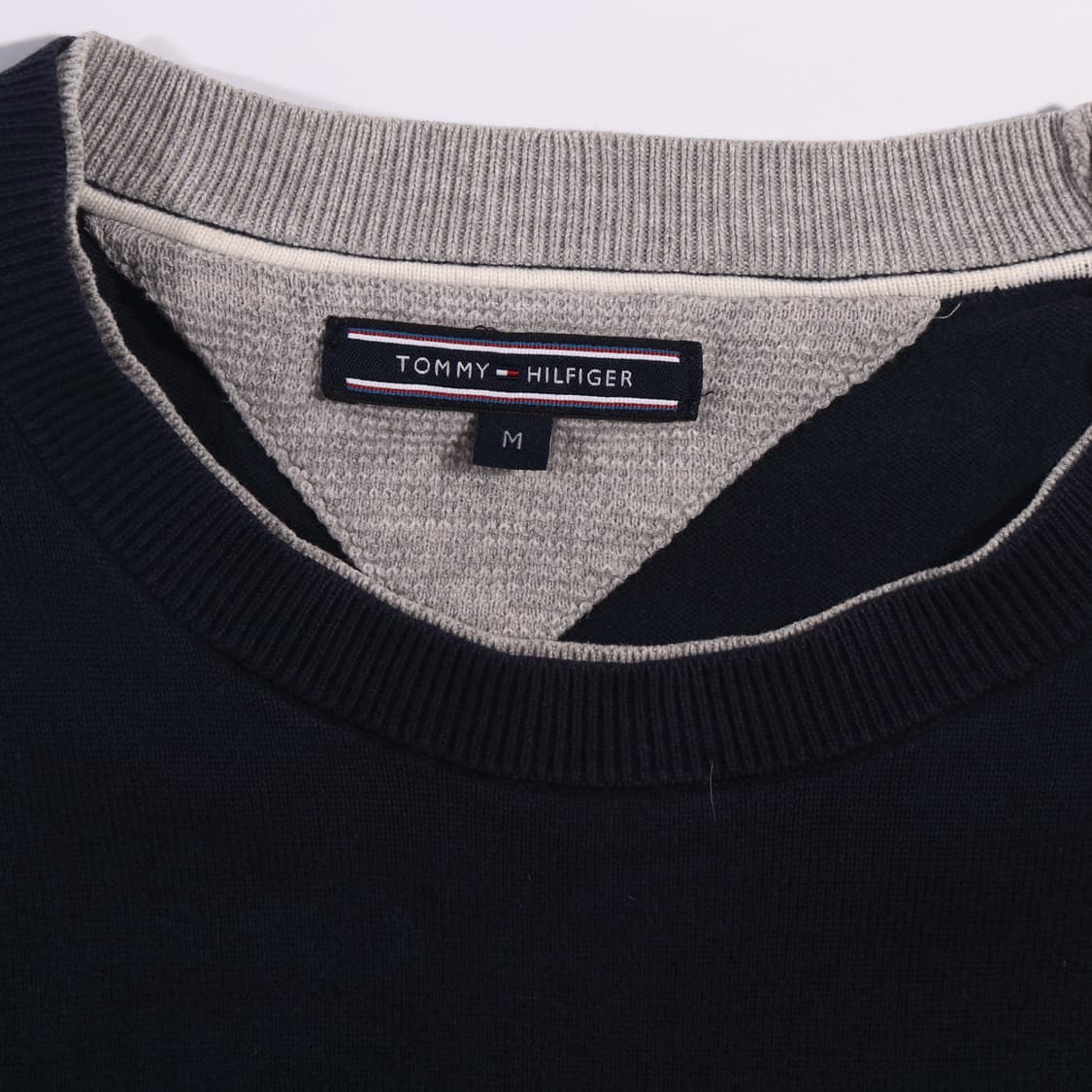 타미힐피거 단가라 맨투맨 B415 상품이미지3