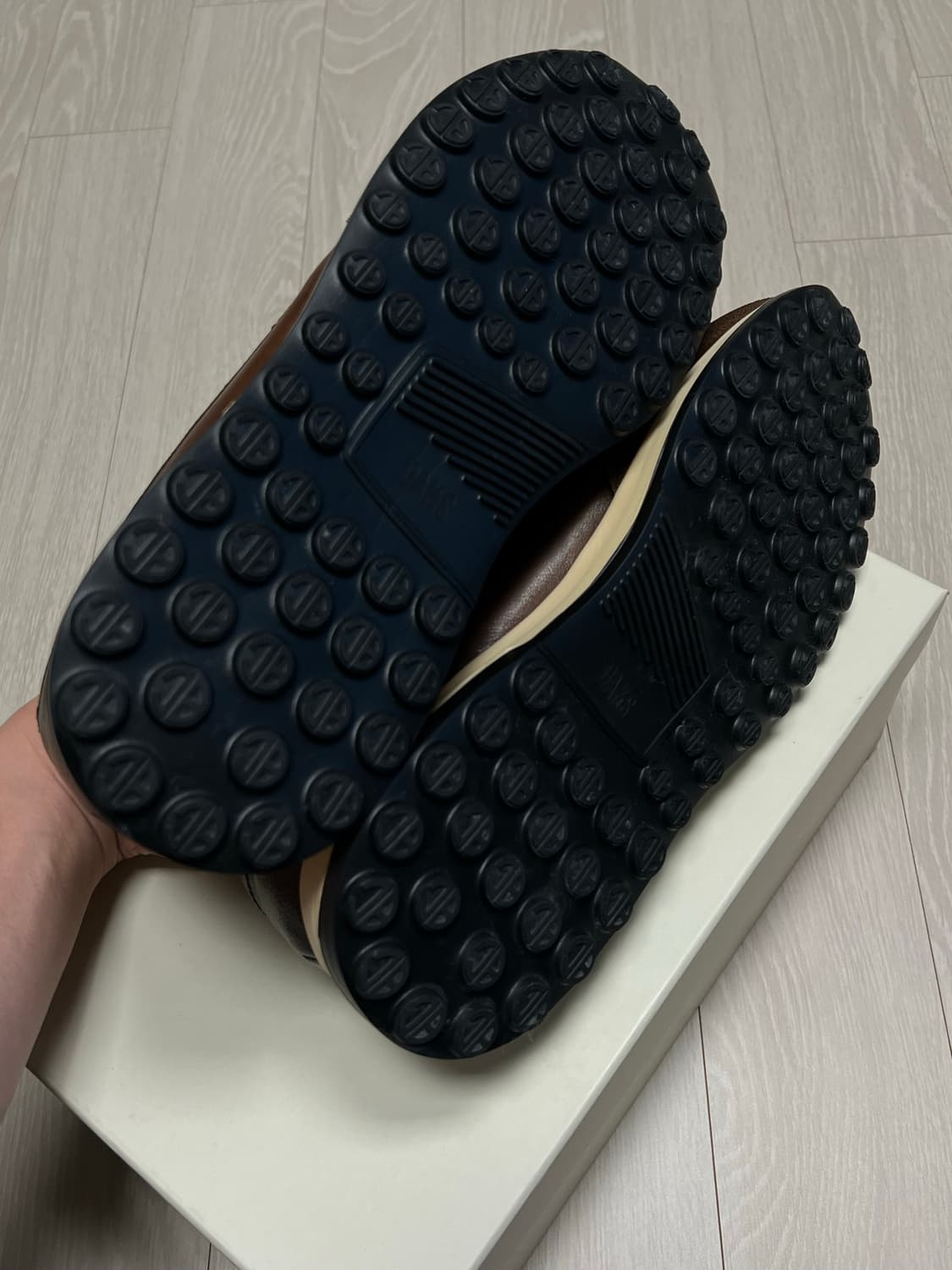 닥스 남성 가죽 스니커즈 브라운 DMX513 파티나 레더 신발 상품이미지5