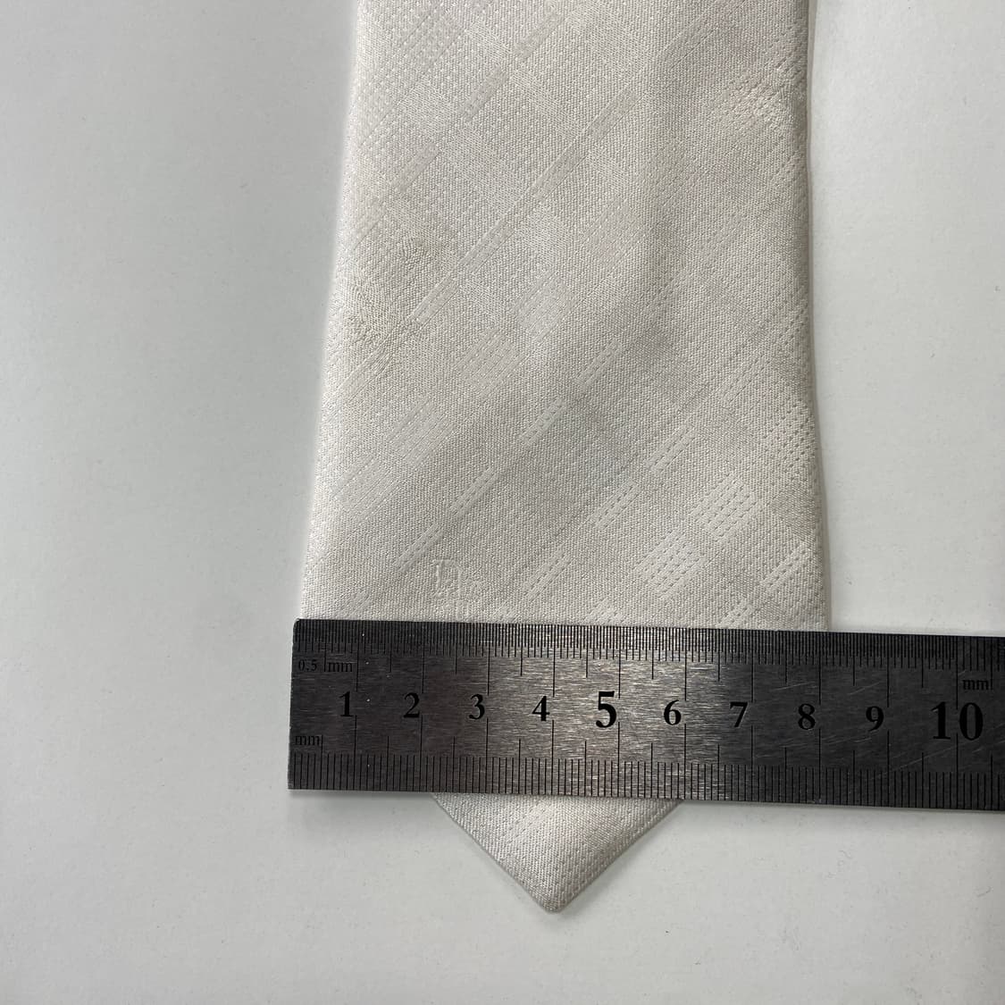 크리스찬 디올(Dior) 명품 정품 심플로고 넥타이 상품이미지7