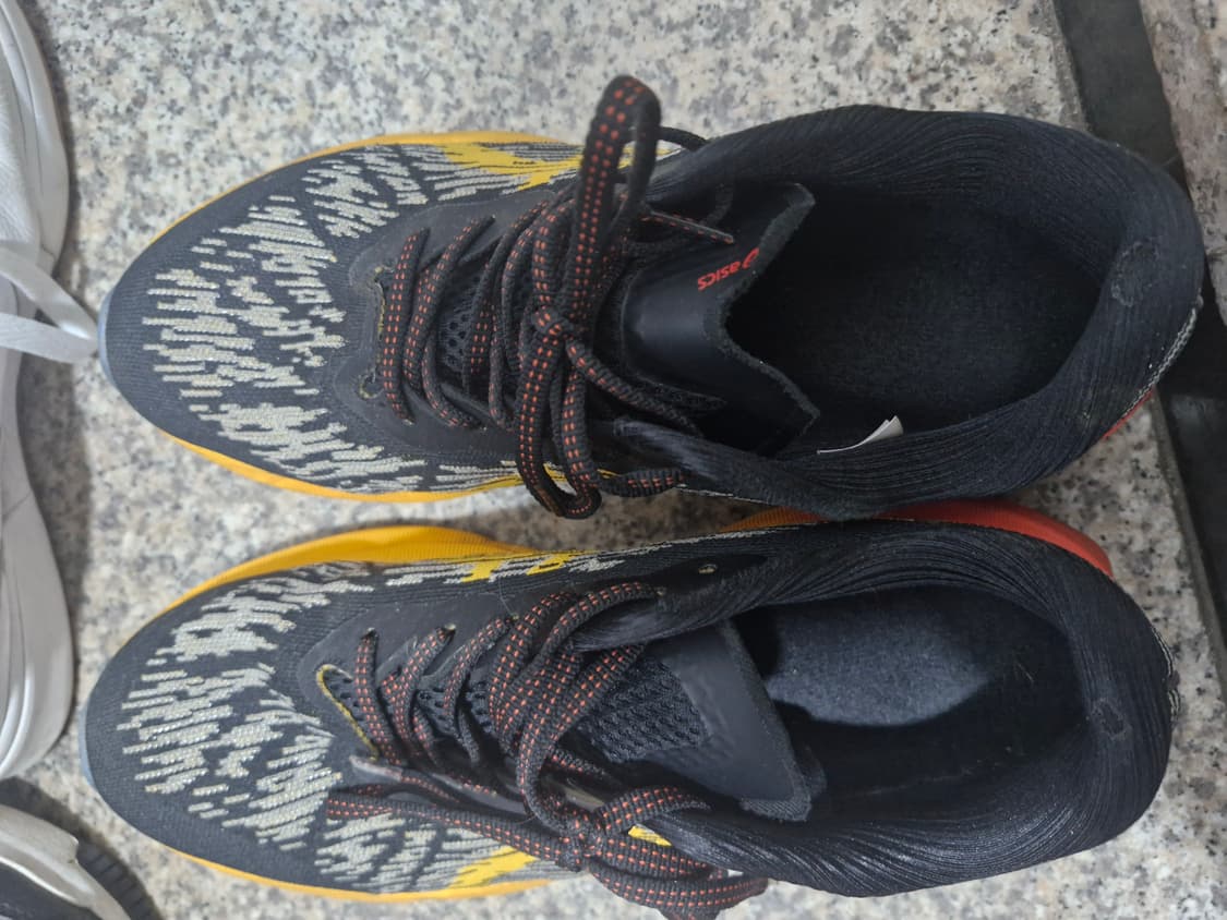 아식스 노바블라스트 3 280 상품이미지1