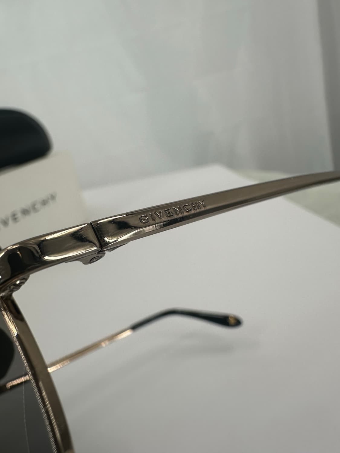 [새상품 무료배송] 정품 지방시 Made in Italy 선글라스 상품이미지4