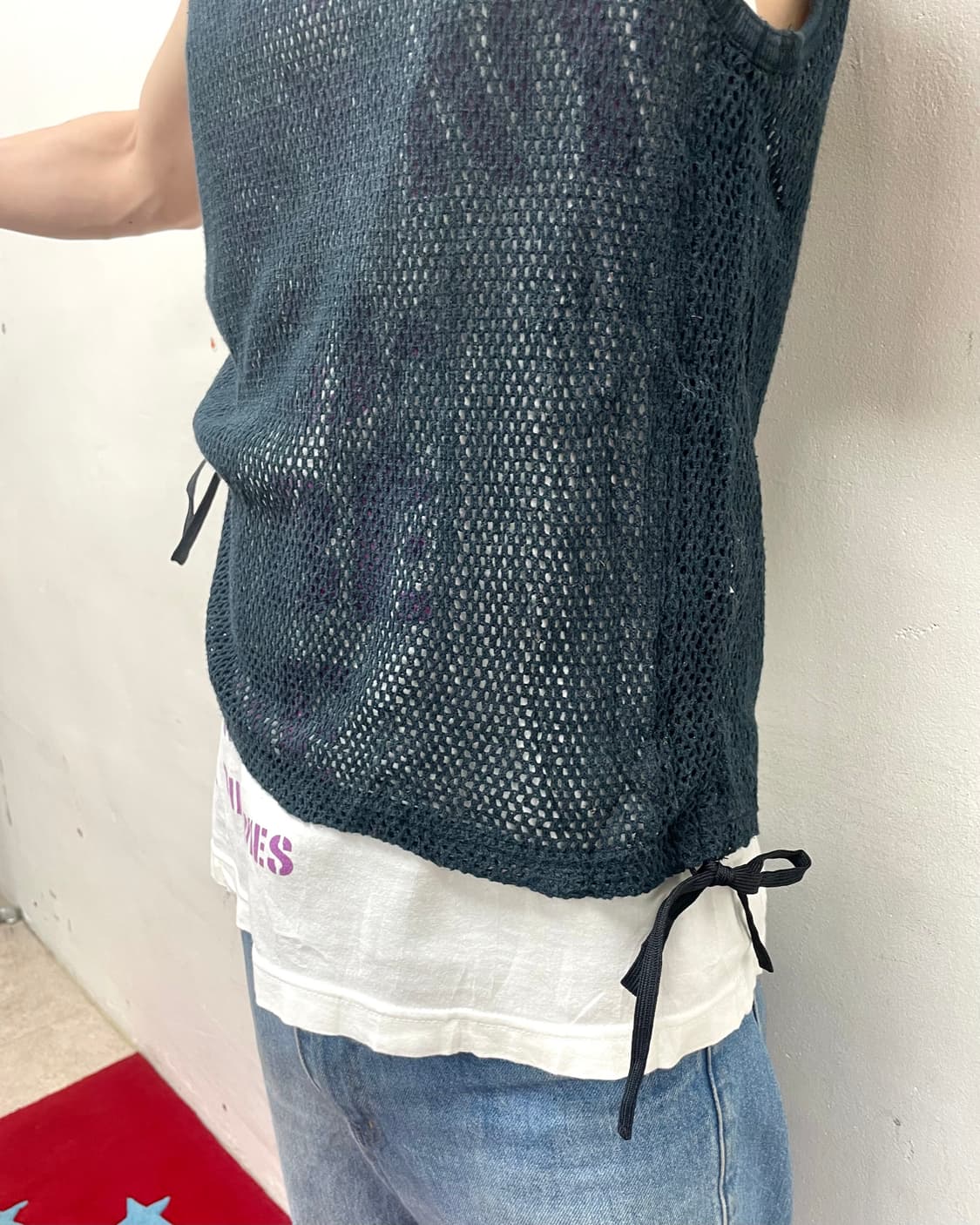 Purple lettering mesh layered sleeveless 상품이미지4
