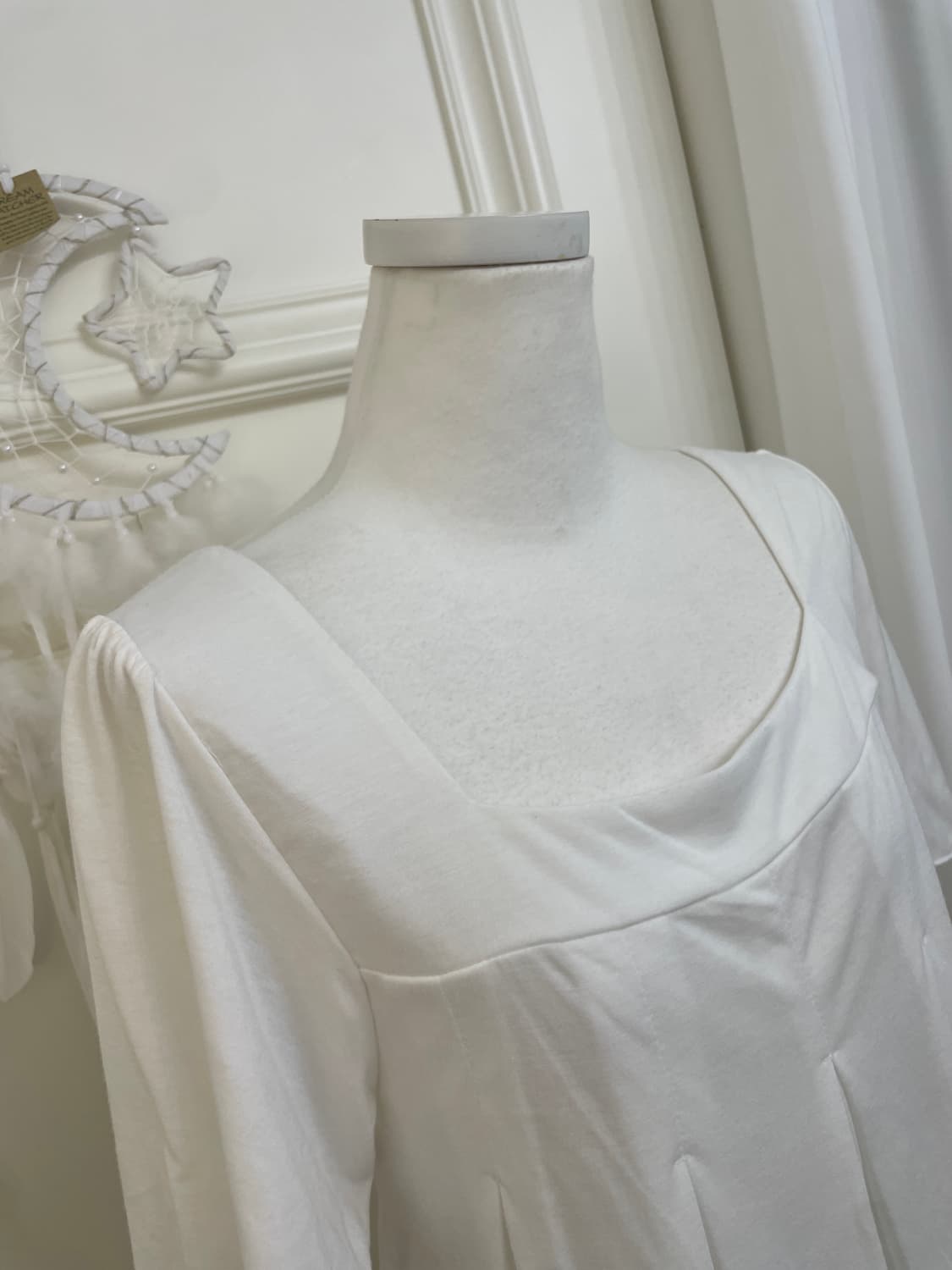 white cotton square-neck pleats top 상품이미지8