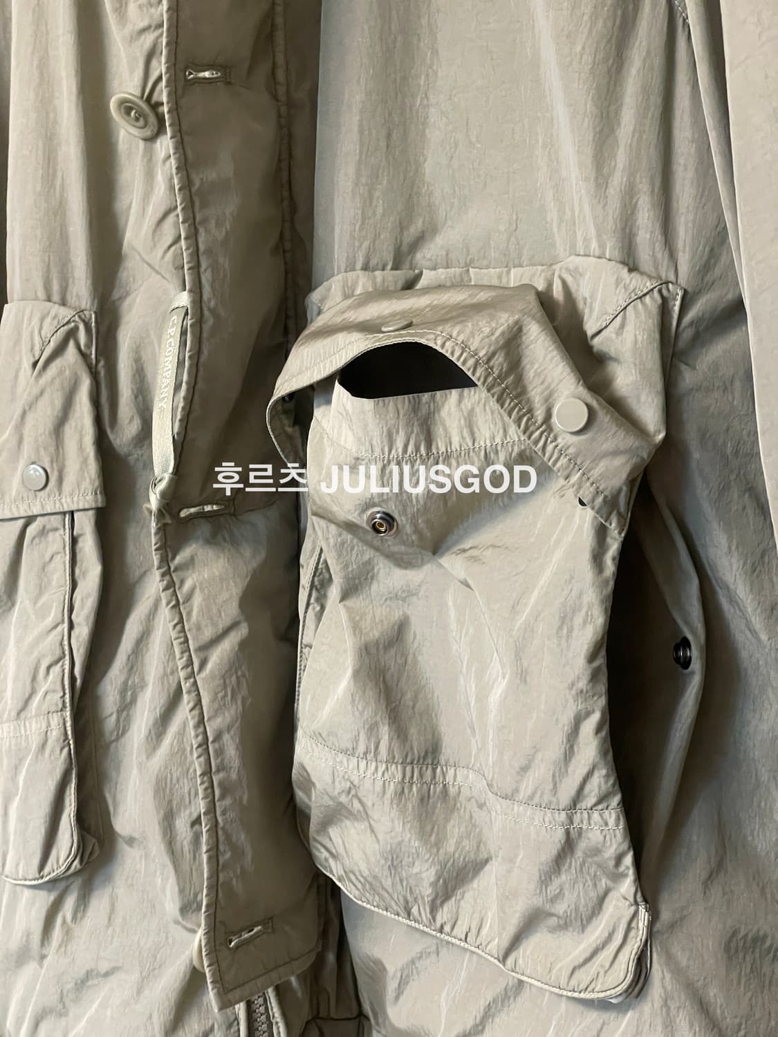 [110 / 새제품] CP COMPANY 씨피컴퍼니 고글 바람막이 상품이미지10